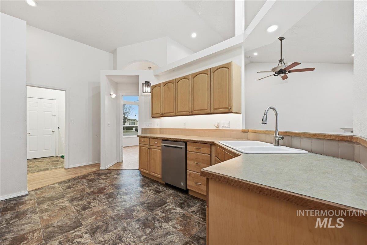 1802 W Roberts Ave, Nampa, Idaho 83651, 3 Bedrooms, 2 Bathrooms, Residential For Sale, Price $325,000, 98970168