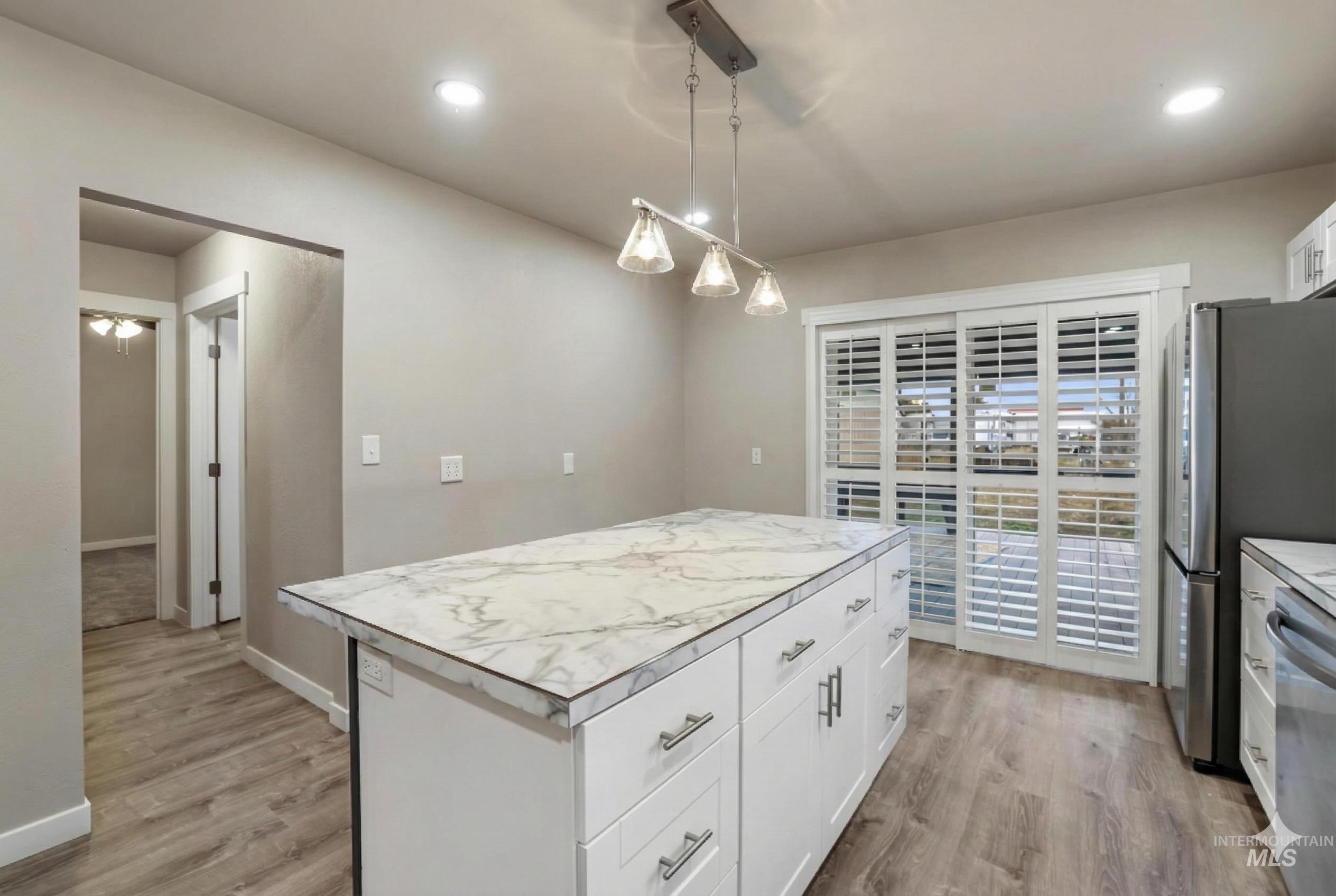 1016 10th Street, Rupert, Idaho 83350, 3 Bedrooms, 2 Bathrooms, Residential For Sale, Price $319,000, 98970171