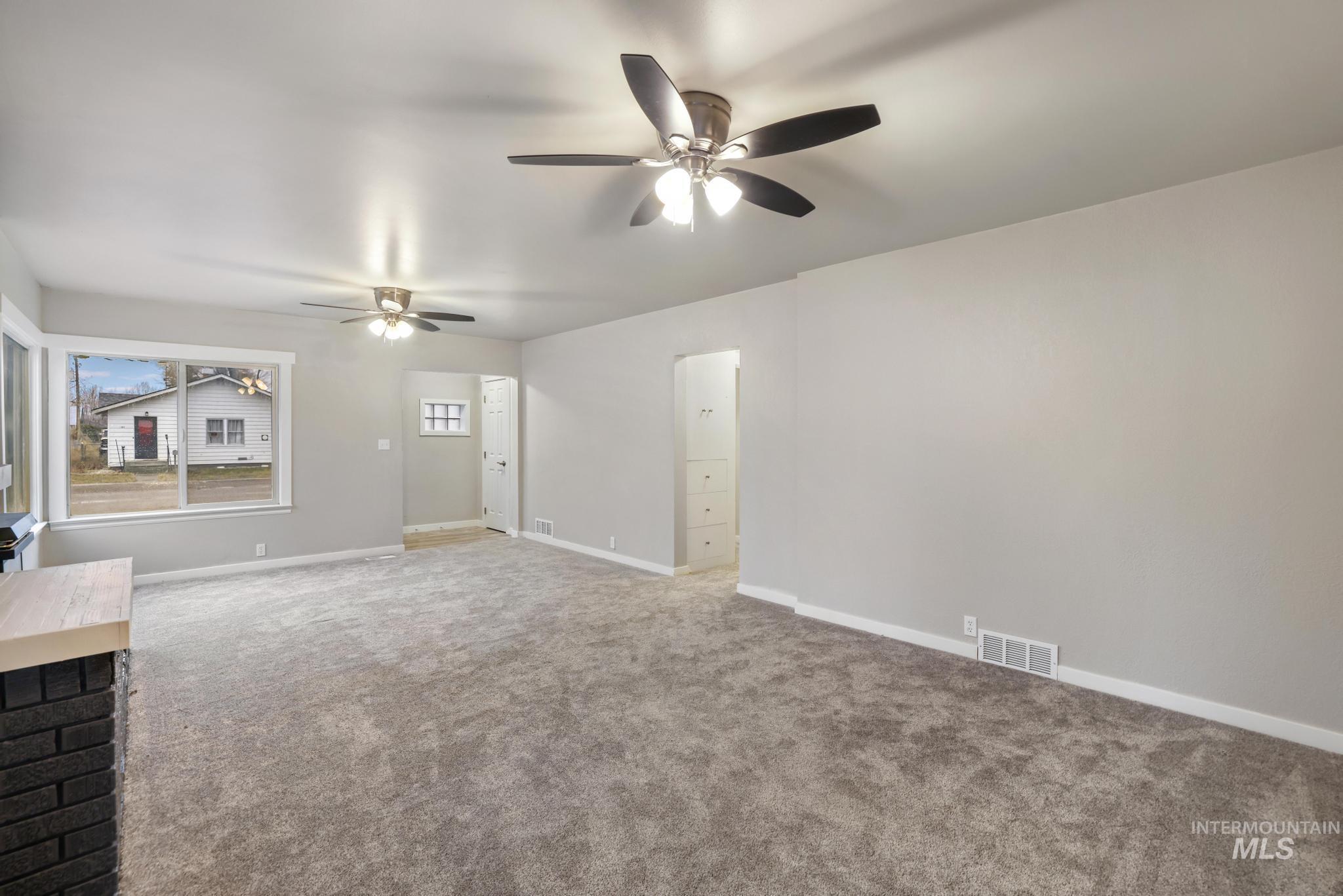 1016 10th Street, Rupert, Idaho 83350, 3 Bedrooms, 2 Bathrooms, Residential For Sale, Price $319,000, 98970171