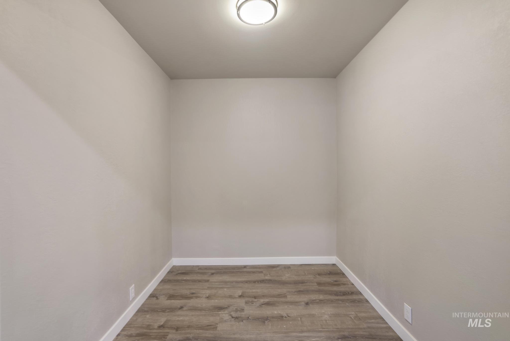 1016 10th Street, Rupert, Idaho 83350, 3 Bedrooms, 2 Bathrooms, Residential For Sale, Price $319,000, 98970171