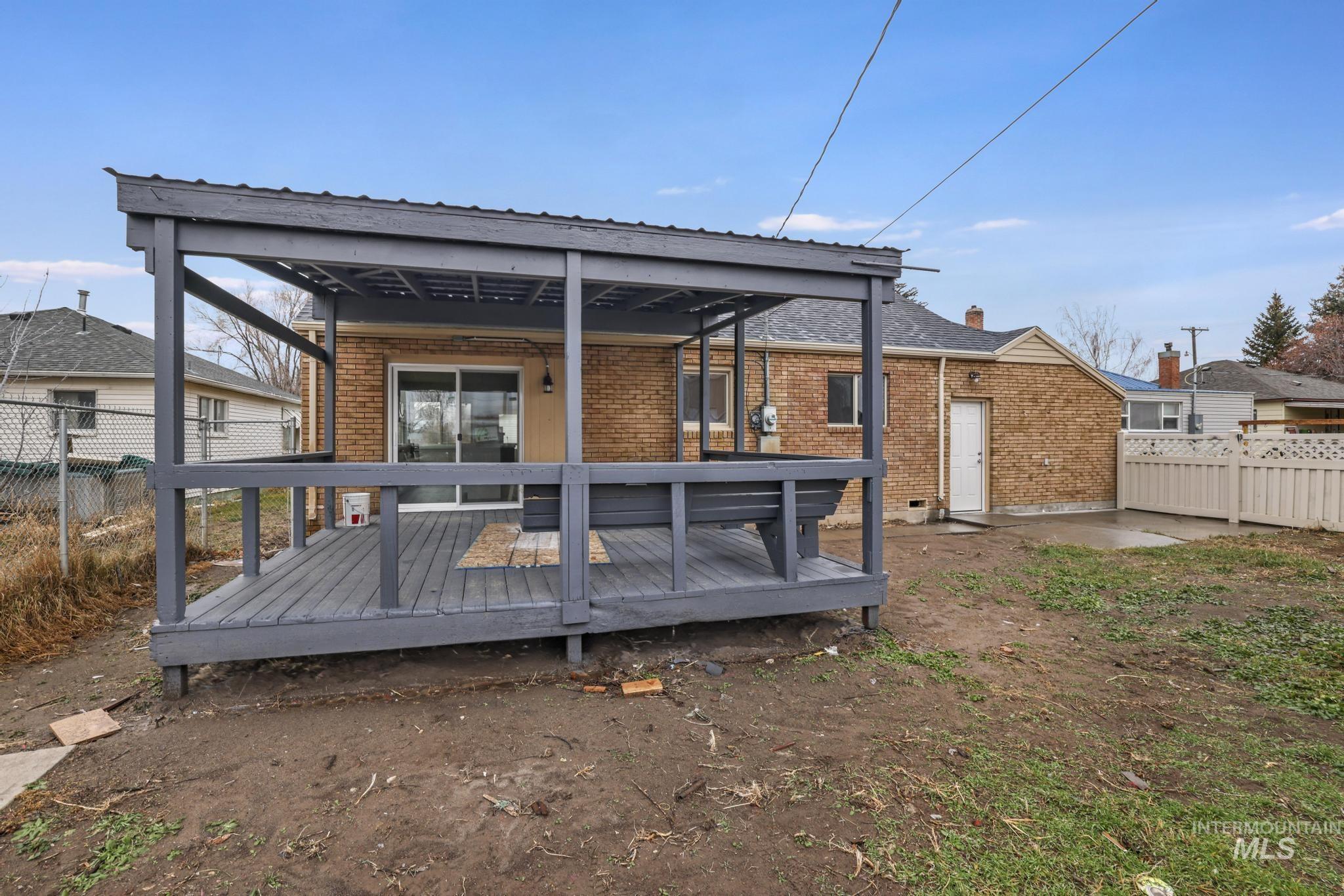 1016 10th Street, Rupert, Idaho 83350, 3 Bedrooms, 2 Bathrooms, Residential For Sale, Price $319,000, 98970171