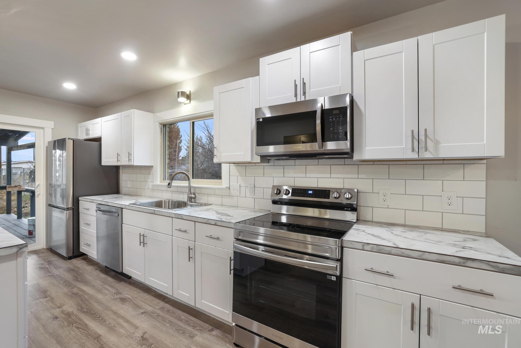 1016 10th Street, Rupert, Idaho 83350, 3 Bedrooms, 2 Bathrooms, Residential For Sale, Price $319,000, 98970171