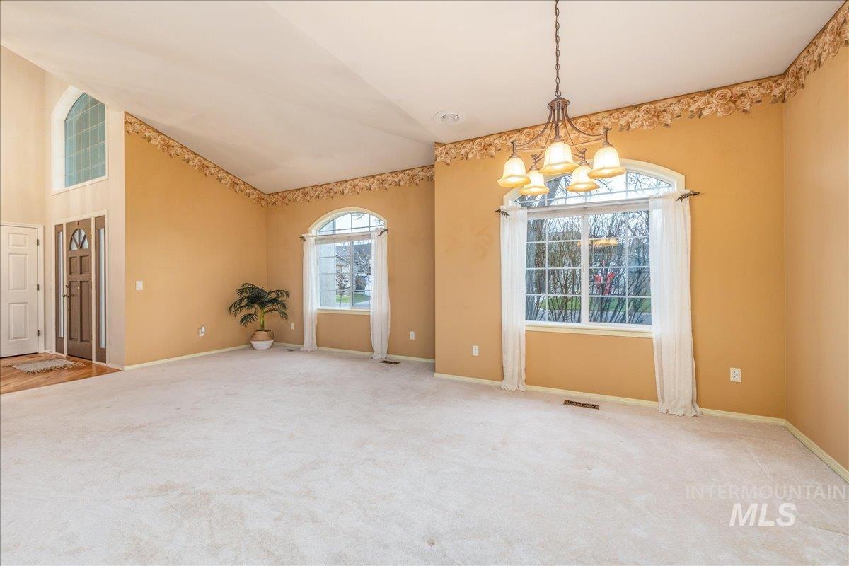 6160 N Fountain Ln, Garden City, Idaho 83714, 3 Bedrooms, 2 Bathrooms, Residential For Sale, Price $600,000, 98970176