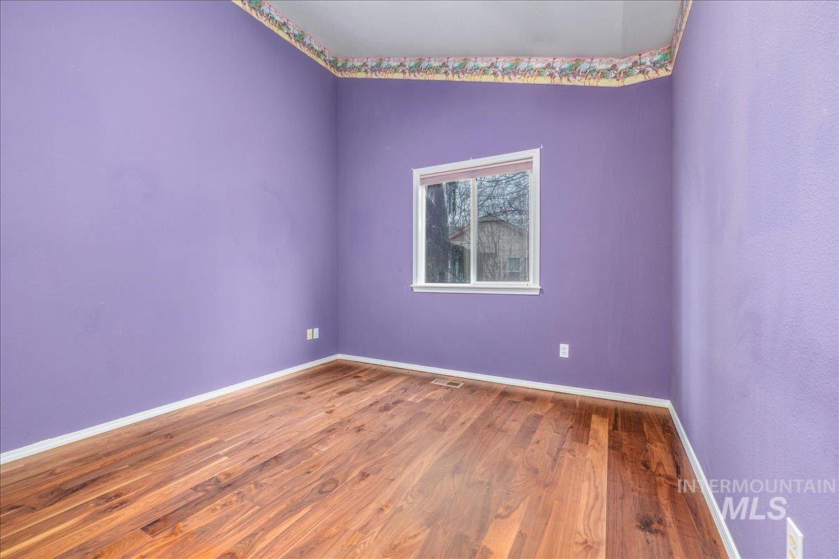 6160 N Fountain Ln, Garden City, Idaho 83714, 3 Bedrooms, 2 Bathrooms, Residential For Sale, Price $600,000, 98970176