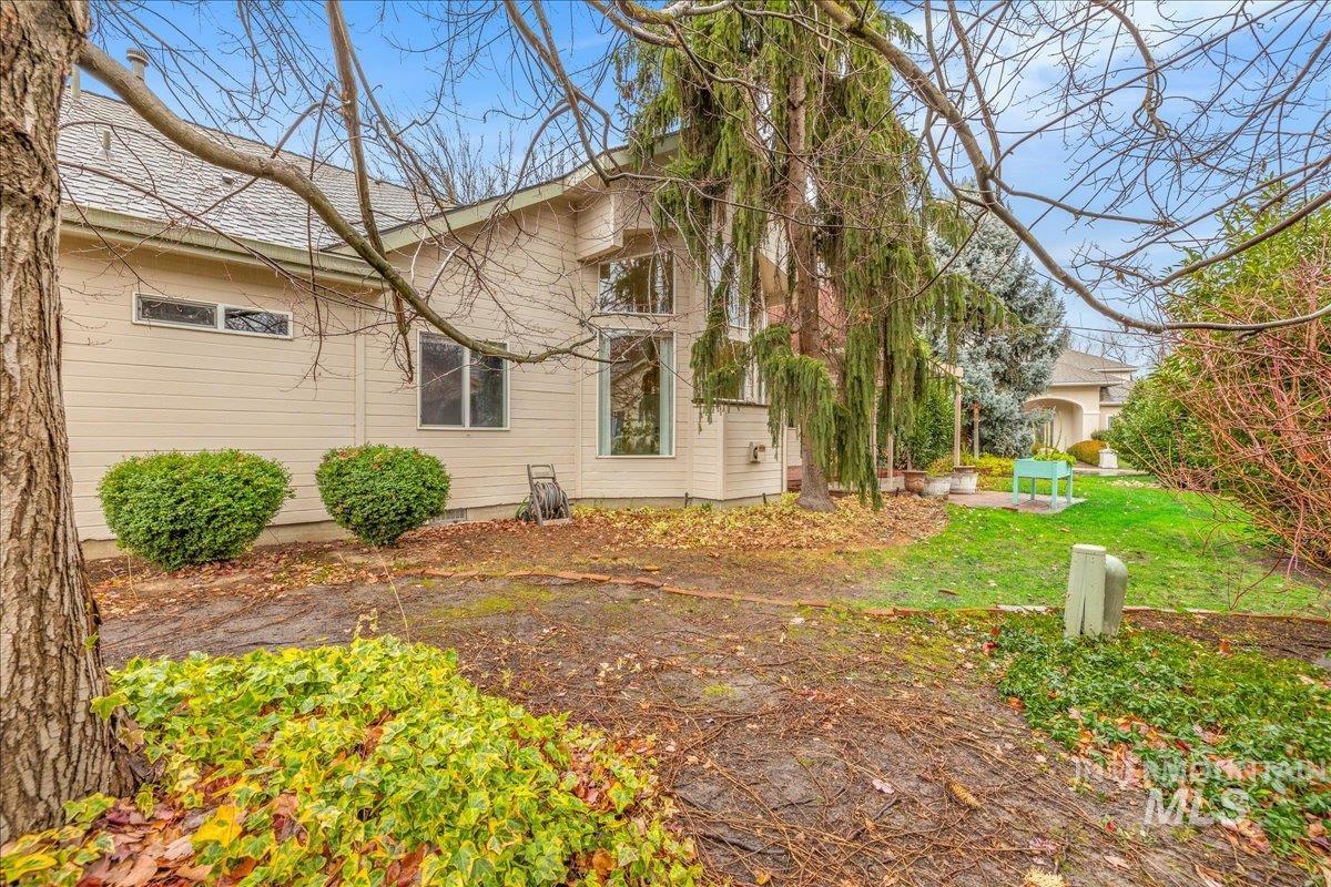 6160 N Fountain Ln, Garden City, Idaho 83714, 3 Bedrooms, 2 Bathrooms, Residential For Sale, Price $600,000, 98970176