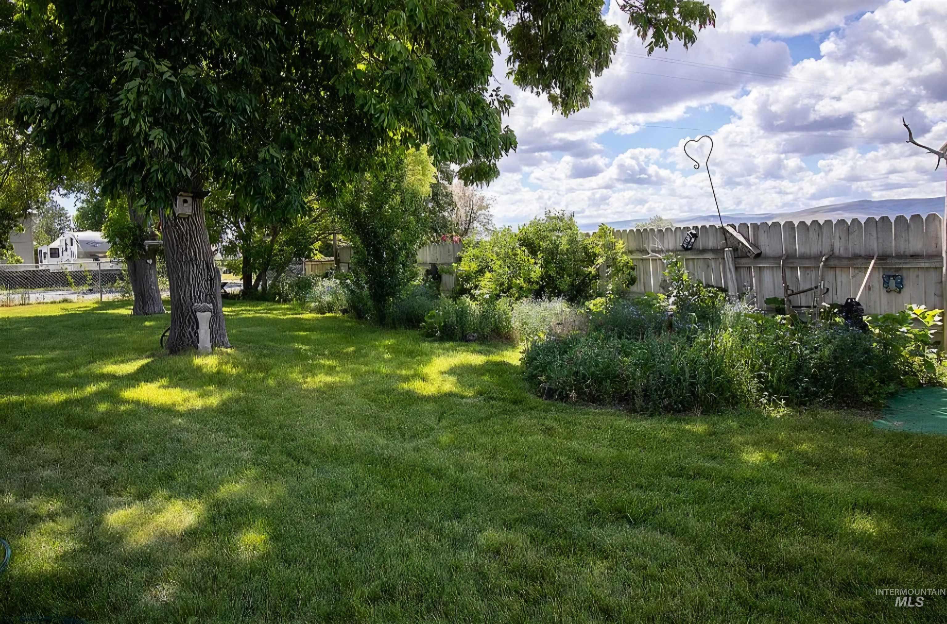 3499 E 3100 N, Kimberly, Idaho 83341-5251, 4 Bedrooms, 2 Bathrooms, Residential For Sale, Price $384,999, 98970178