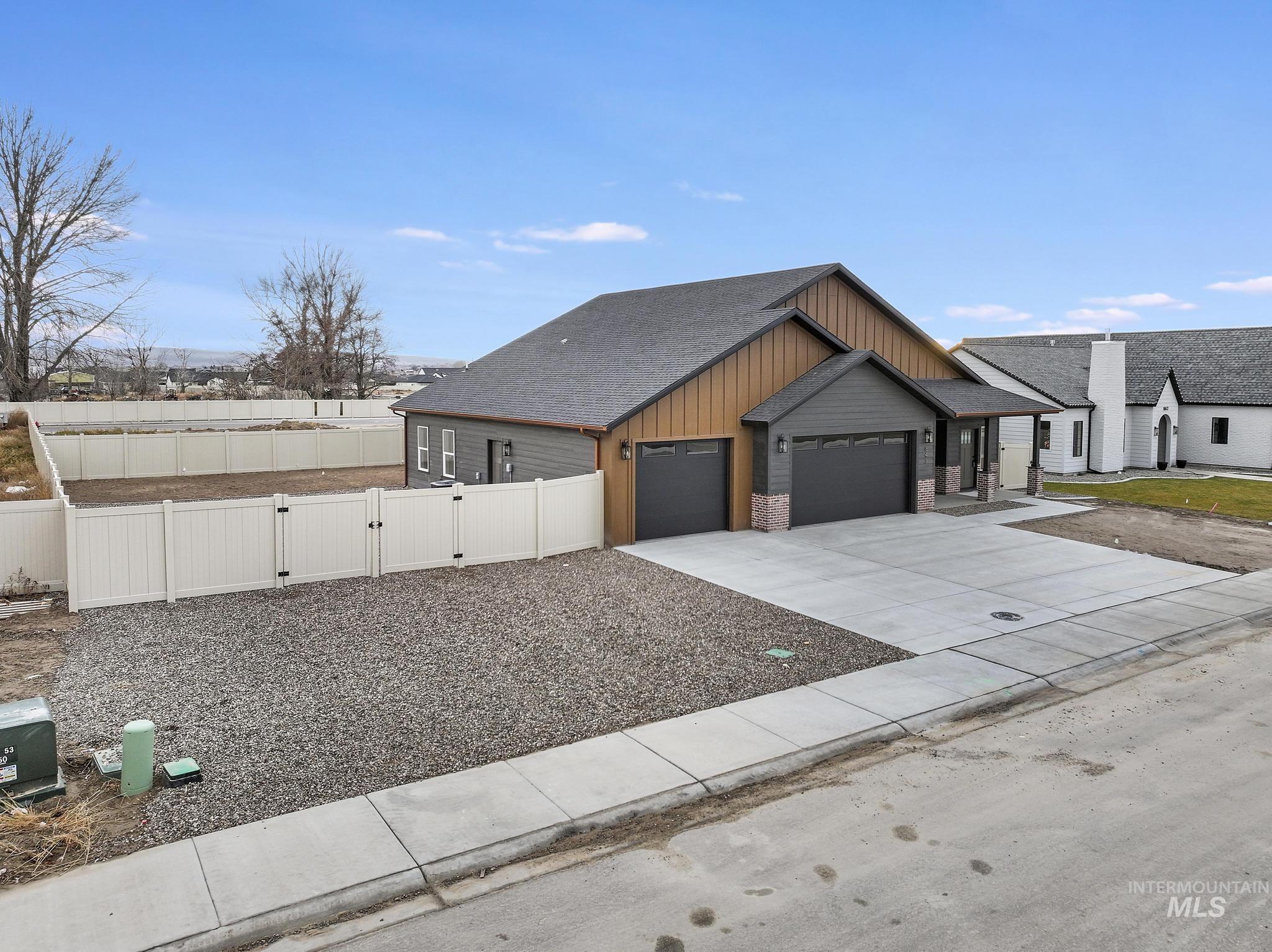 843 Coral Rd, Kimberly, Idaho 83341, 4 Bedrooms, 2.5 Bathrooms, Residential For Sale, Price $549,000,MLS 98970179