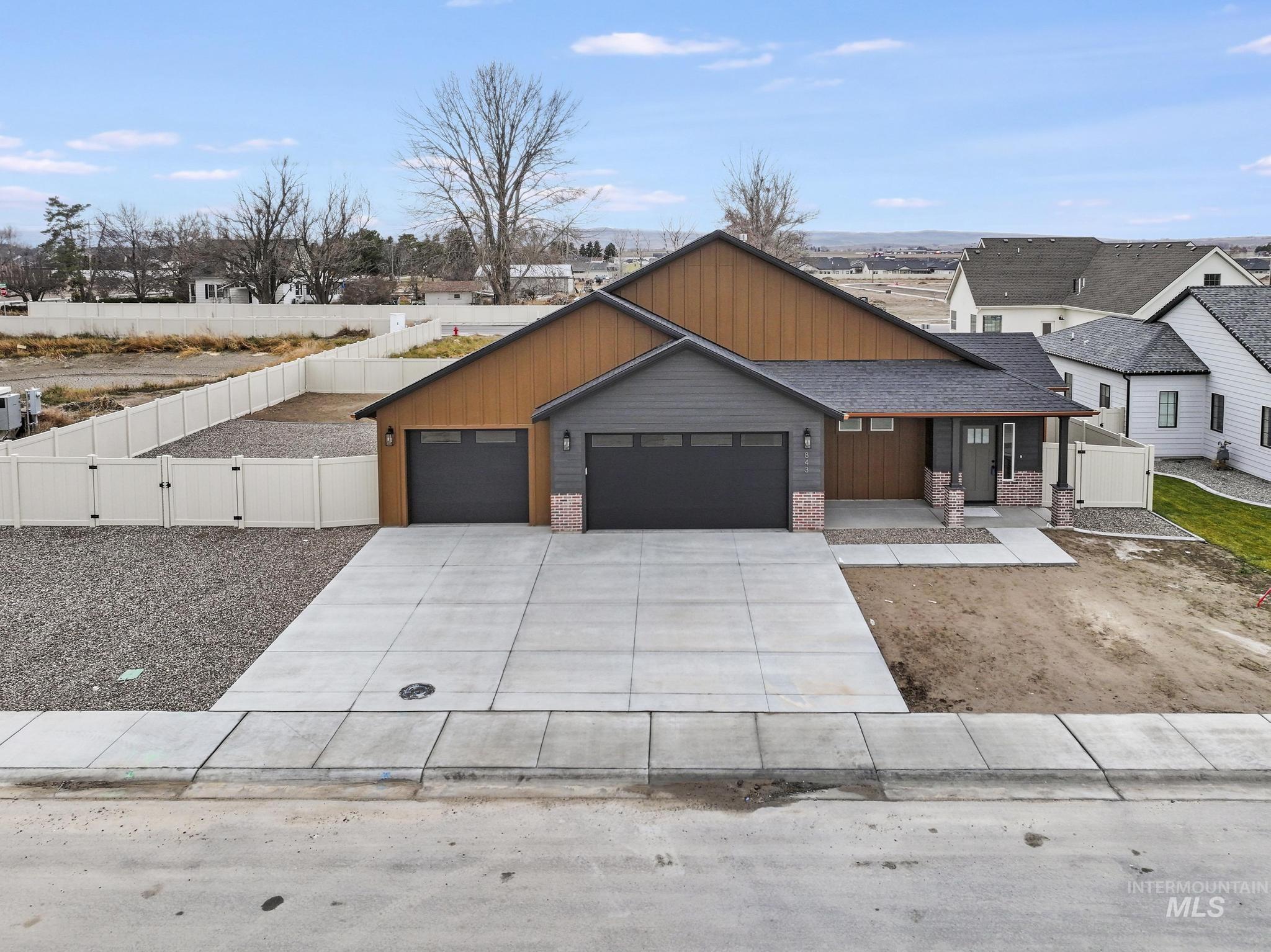 843 Coral Rd, Kimberly, Idaho 83341, 4 Bedrooms, 2.5 Bathrooms, Residential For Sale, Price $549,000,MLS 98970179