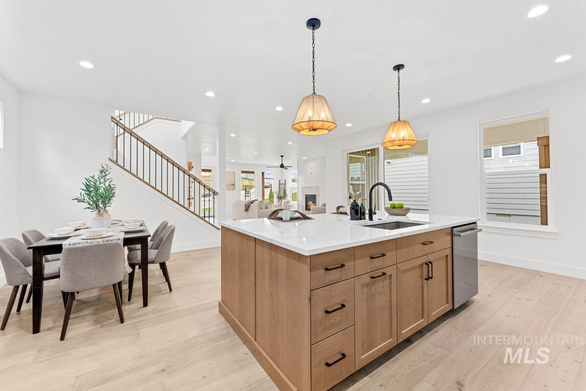 13320 N Spring Creek Way, Boise, Idaho 83714, 3 Bedrooms, 2.5 Bathrooms, Residential For Sale, Price $899,990, 98970194