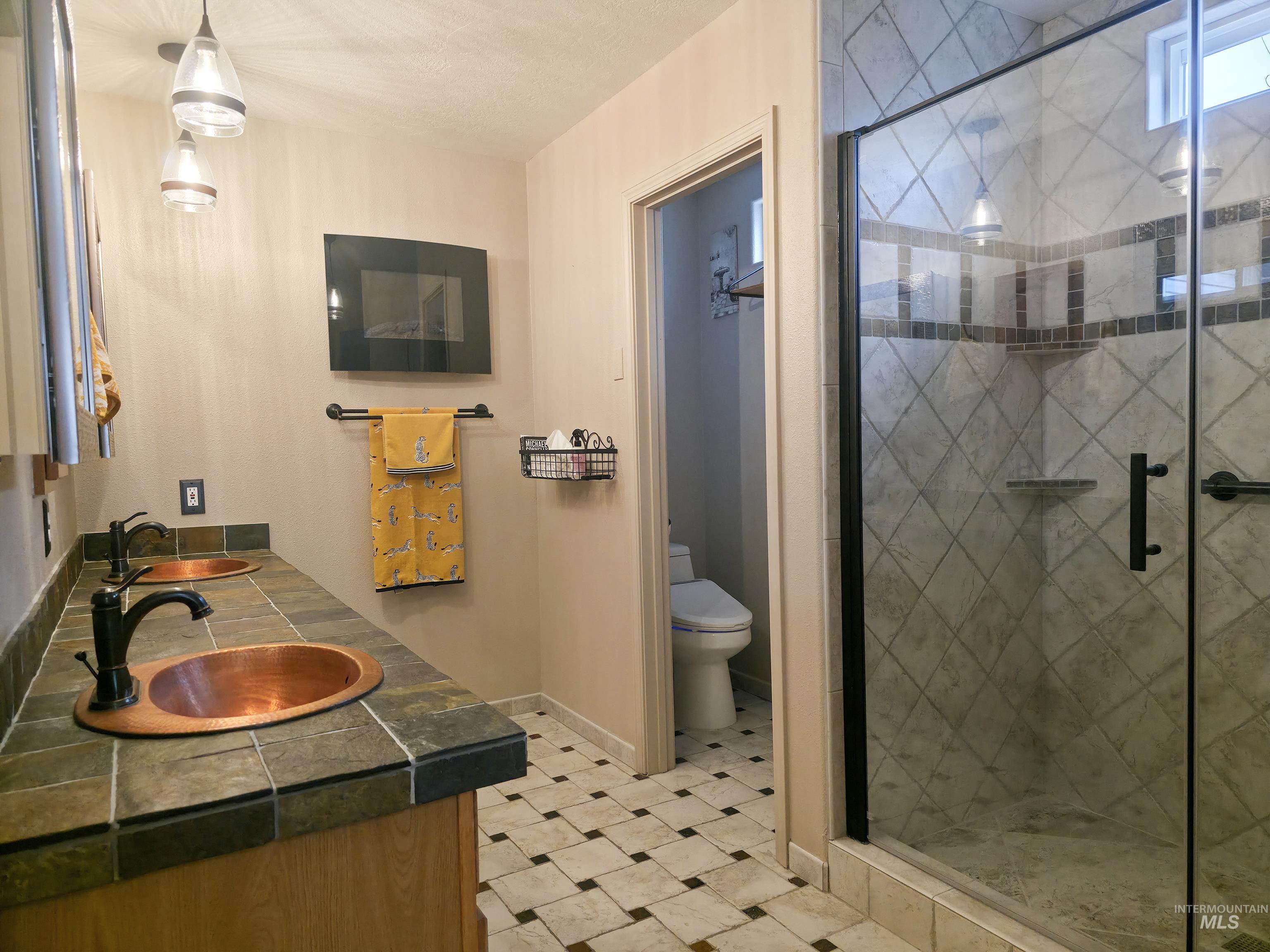 10142 Airpark Loop Rd, Melba, Idaho 83641, 3 Bedrooms, 2 Bathrooms, Residential For Sale, Price $1,200,000, 98970197