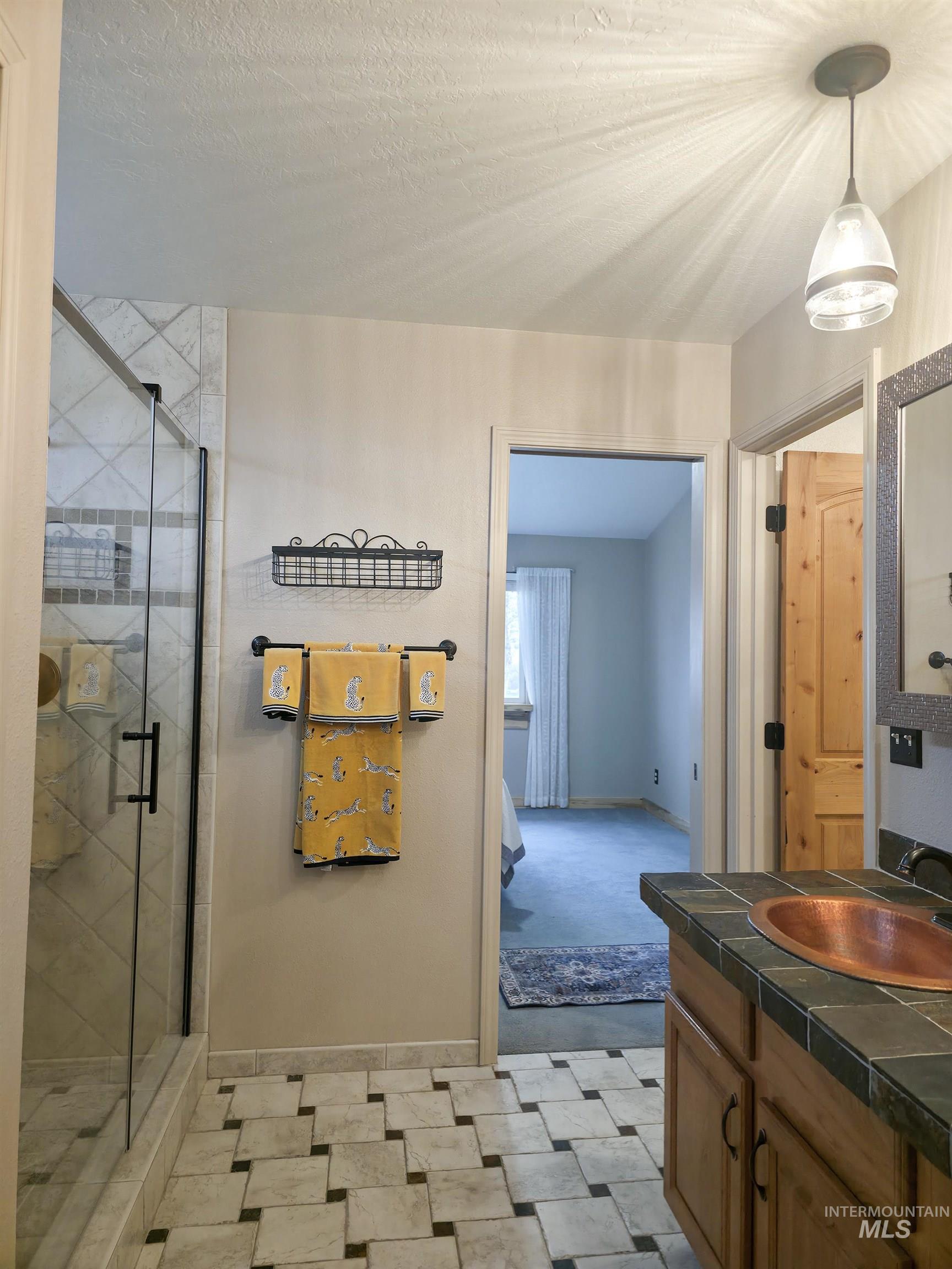 10142 Airpark Loop Rd, Melba, Idaho 83641, 3 Bedrooms, 2 Bathrooms, Residential For Sale, Price $1,200,000, 98970197