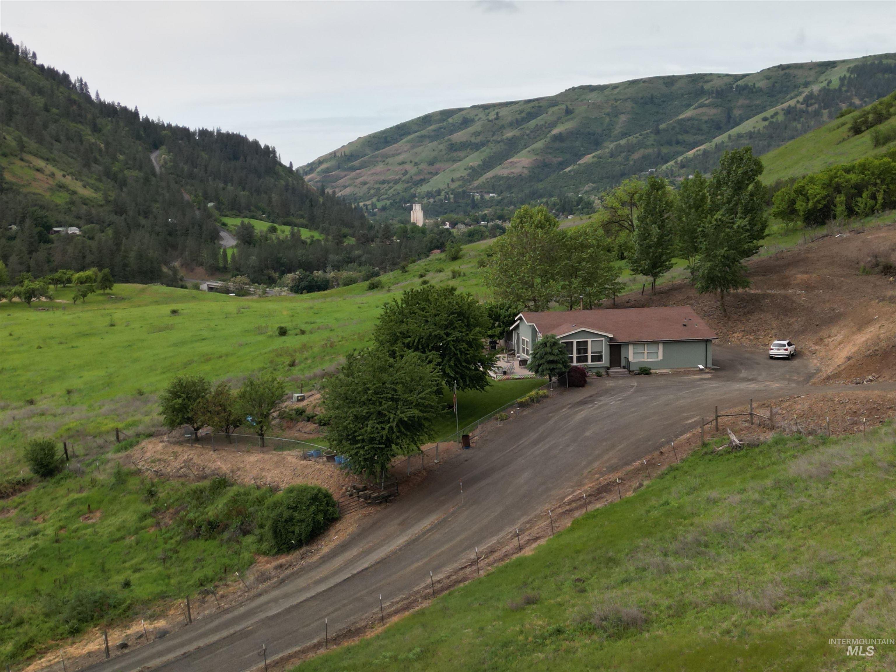 1647 Hwy 3, Kendrick, Idaho 83537, 3 Bedrooms, 2 Bathrooms, Residential For Sale, Price $539,078, 98970199