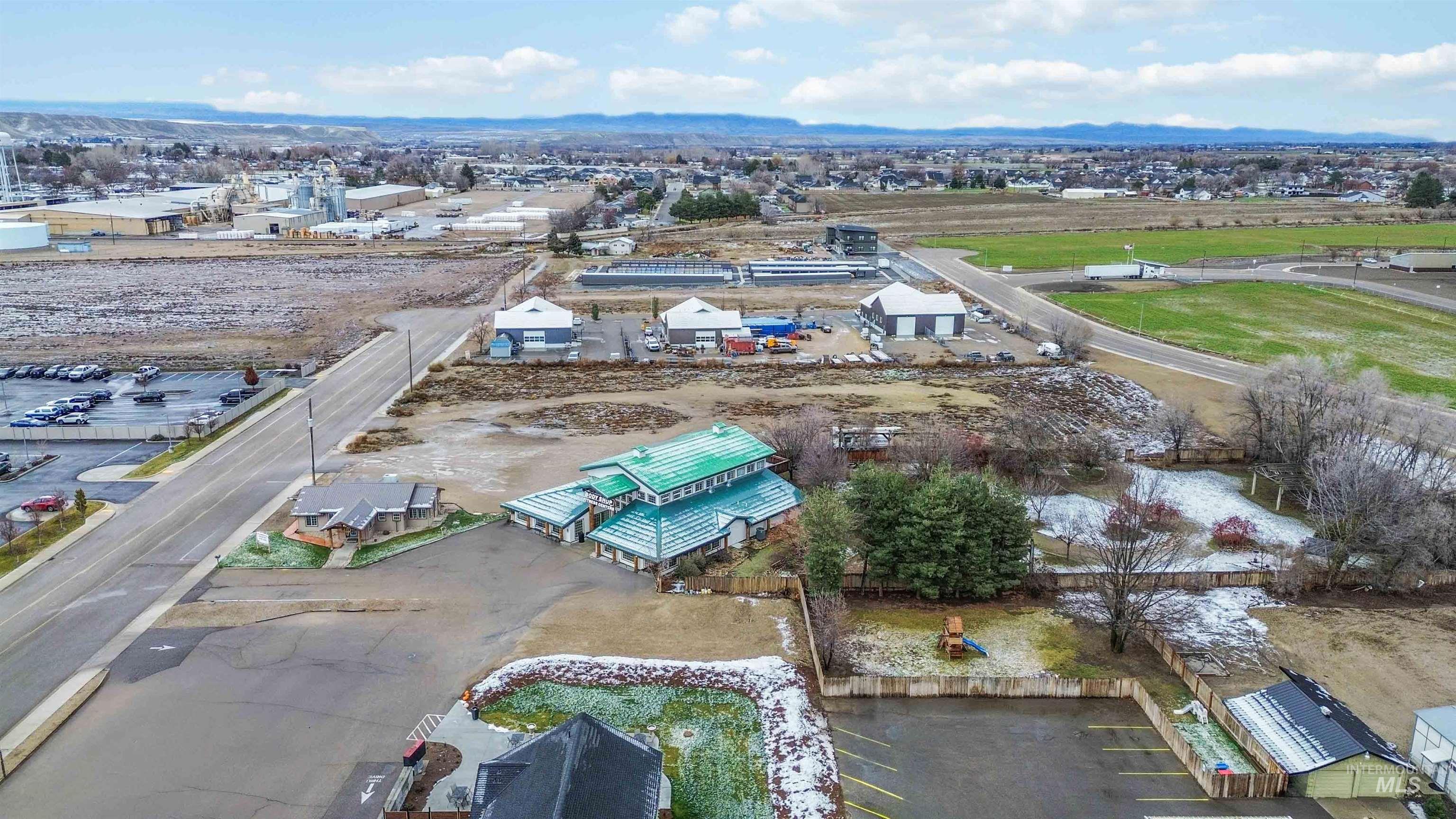 View of property location with a mountain backdrop