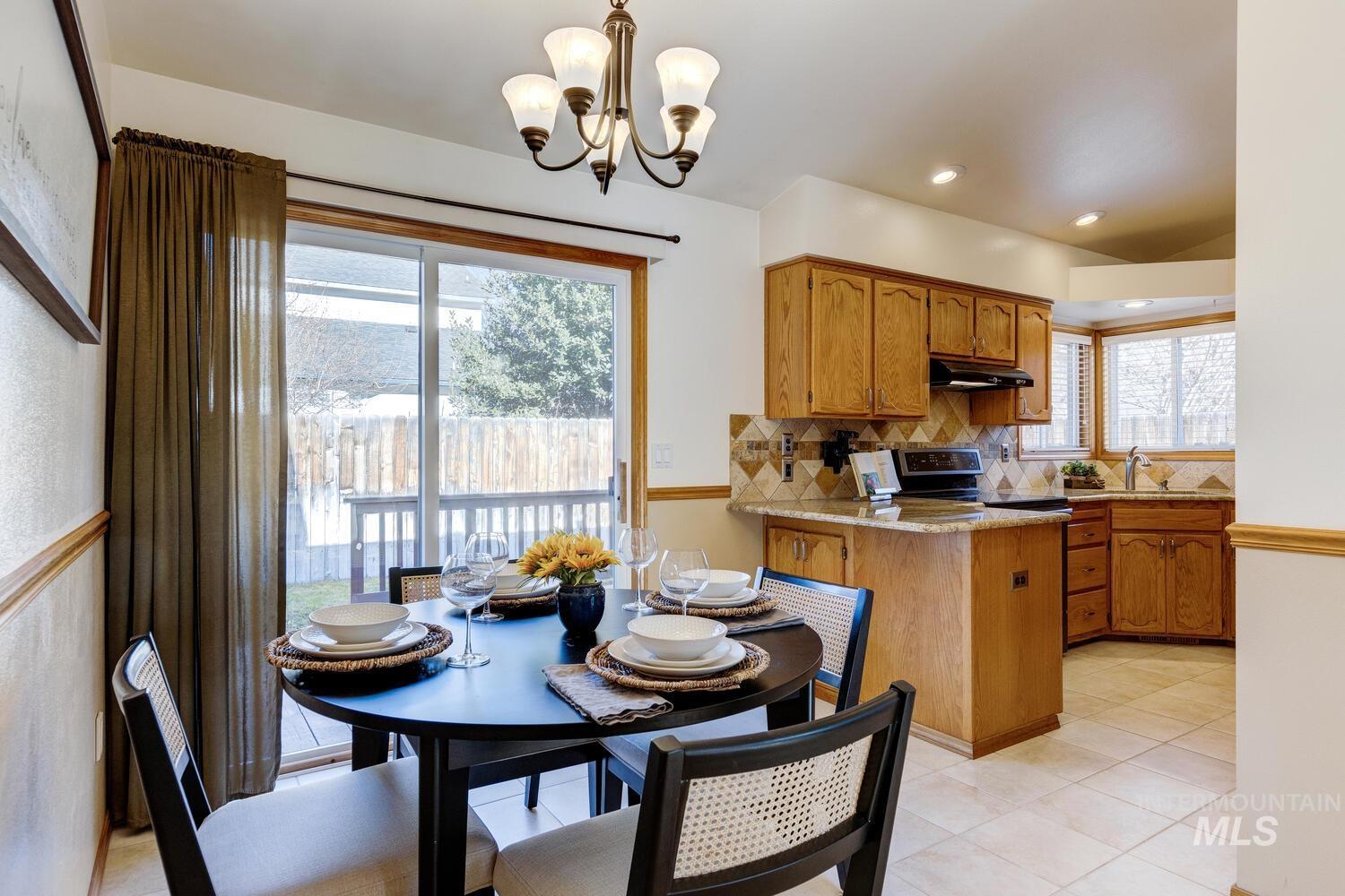 9676 W Toni St, Boise, Idaho 83704, 4 Bedrooms, 3 Bathrooms, Residential For Sale, Price $489,900,MLS 98970207