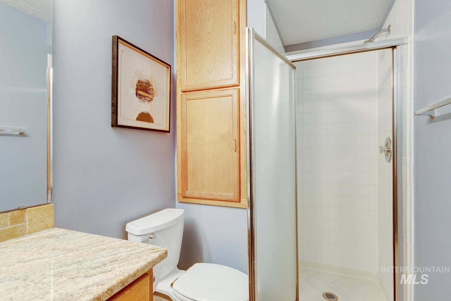 9676 W Toni St, Boise, Idaho 83704, 4 Bedrooms, 3 Bathrooms, Residential For Sale, Price $489,900,MLS 98970207