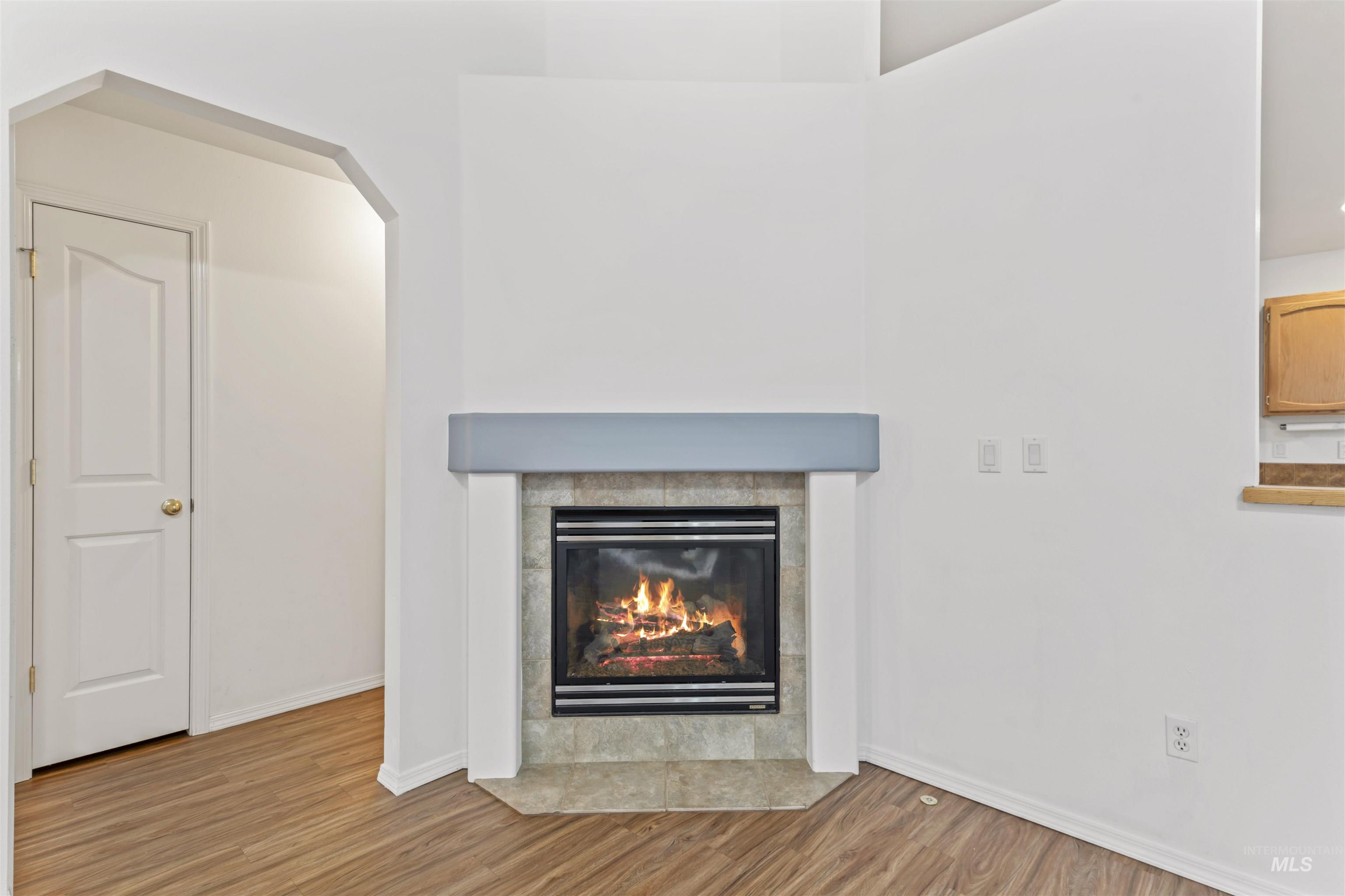 658 E Huckleberry Ct, Kuna, Idaho 83634, 3 Bedrooms, 2 Bathrooms, Residential For Sale, Price $390,000, 98970208