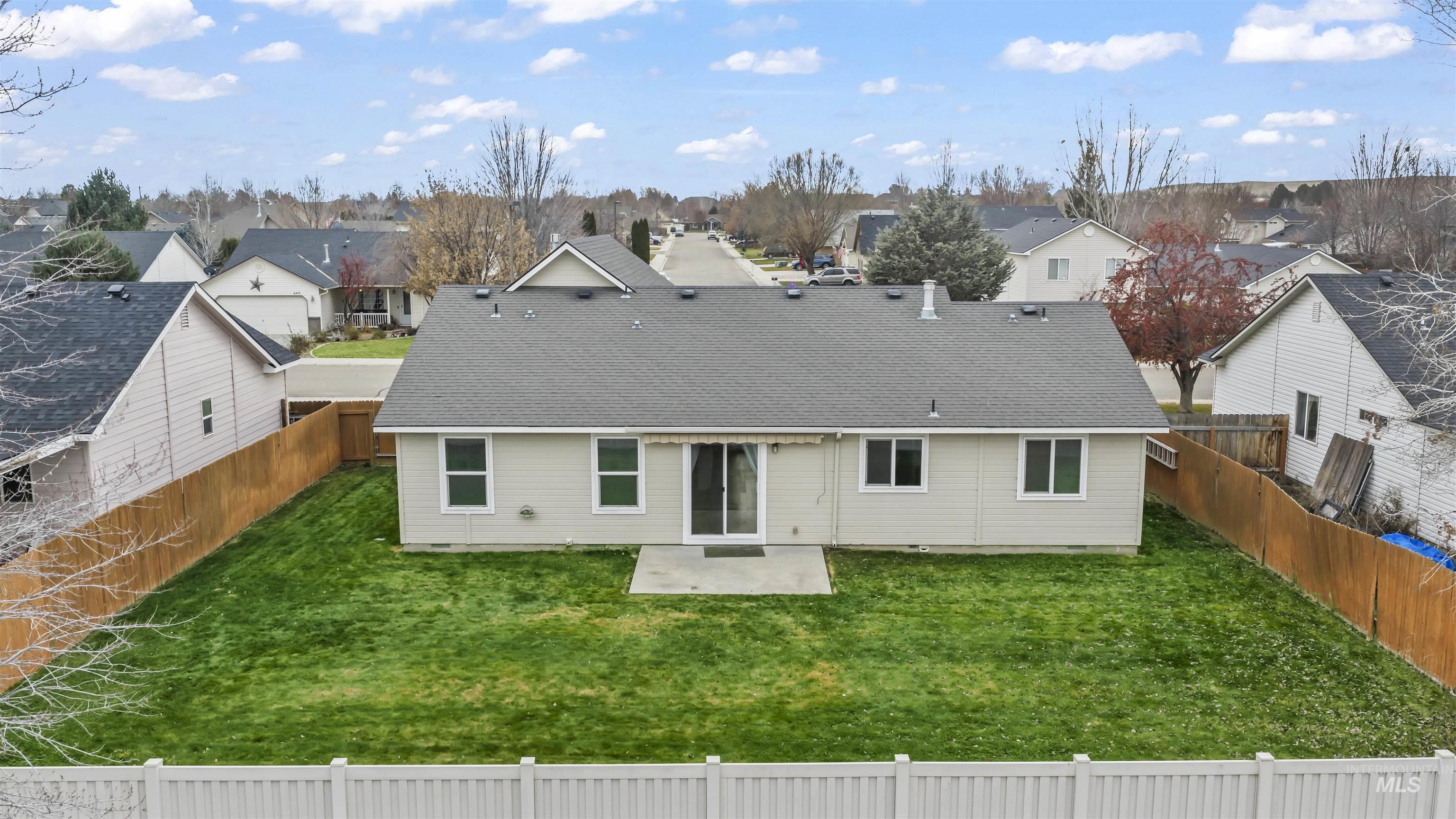 658 E Huckleberry Ct, Kuna, Idaho 83634, 3 Bedrooms, 2 Bathrooms, Residential For Sale, Price $390,000, 98970208