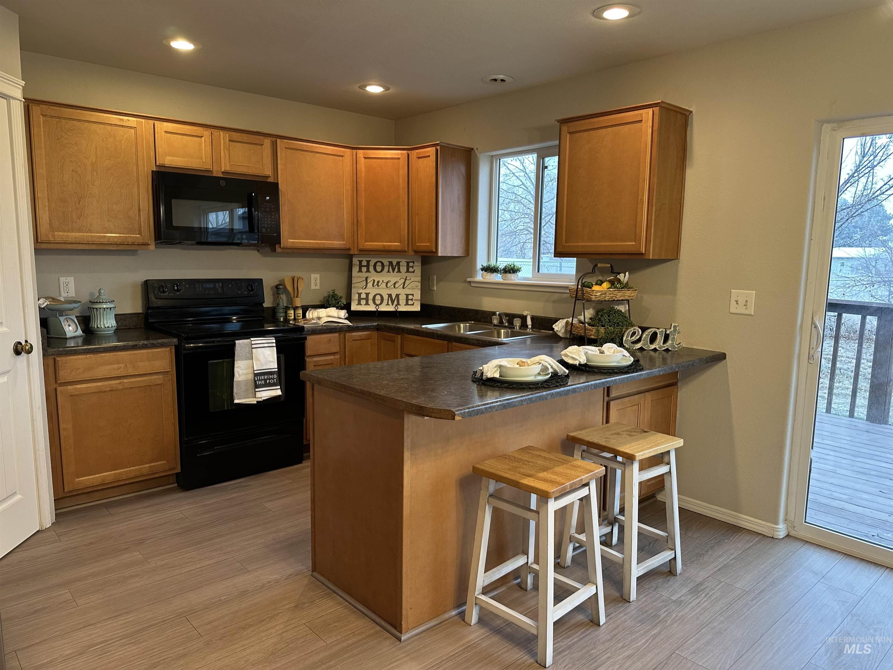 1309 Lauren Lane, Filer, Idaho 83328, 4 Bedrooms, 2 Bathrooms, Residential For Sale, Price $329,900,MLS 98970210