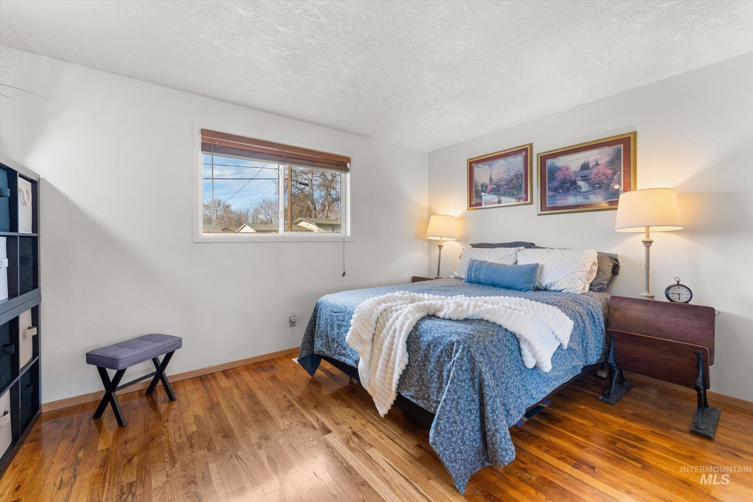 1795 N 7th East, Mountain Home, Idaho 83647, 5 Bedrooms, 2 Bathrooms, Residential For Sale, Price $395,000,MLS 98970215