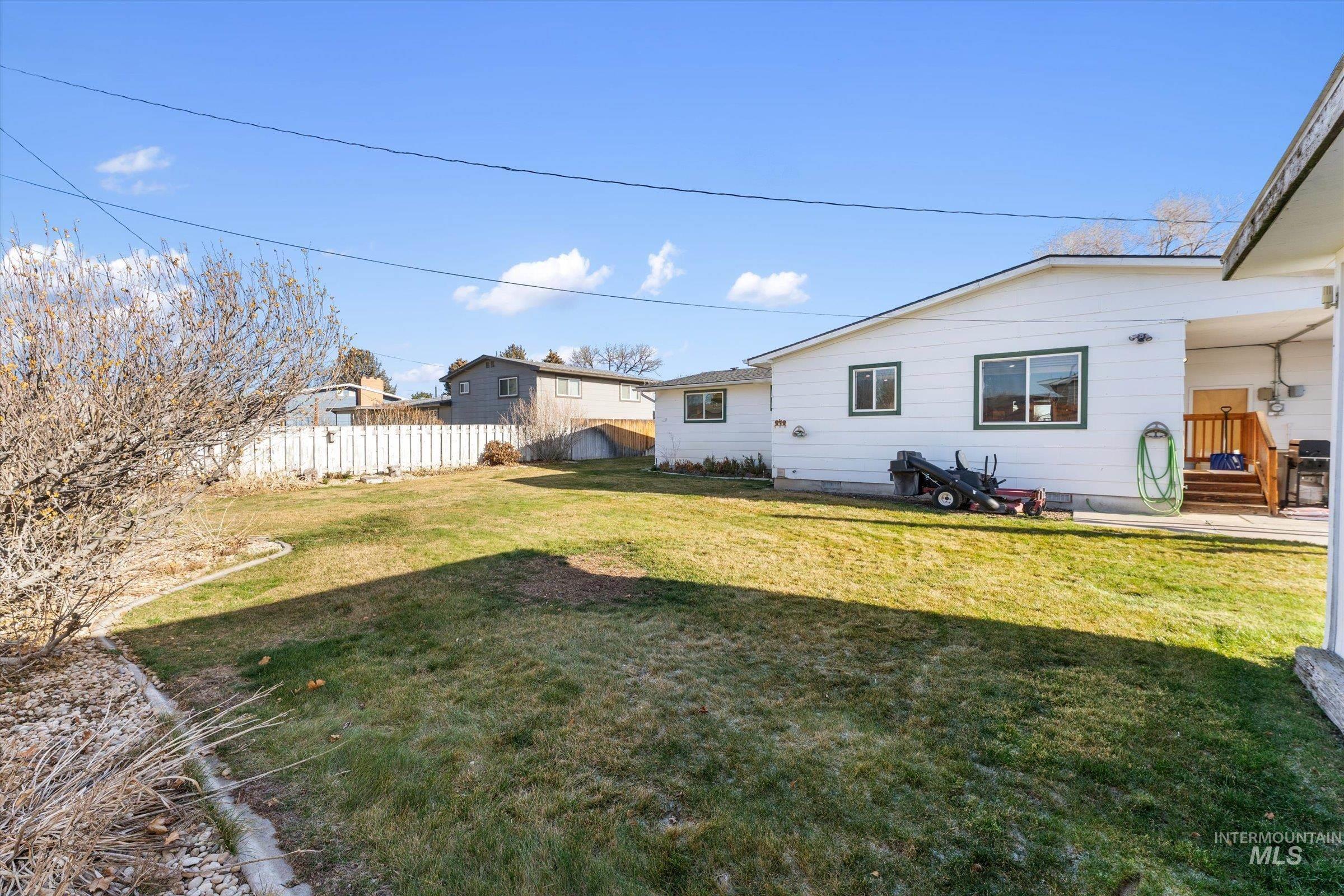 1795 N 7th East, Mountain Home, Idaho 83647, 5 Bedrooms, 2 Bathrooms, Residential For Sale, Price $395,000,MLS 98970215