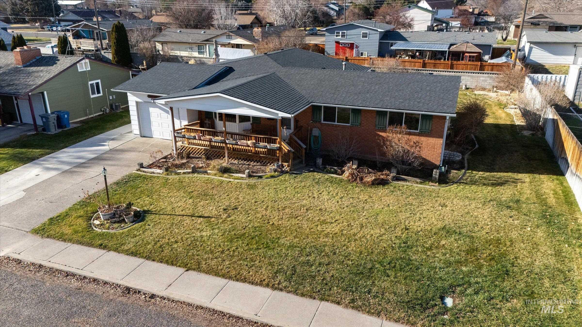 1795 N 7th East, Mountain Home, Idaho 83647, 5 Bedrooms, 2 Bathrooms, Residential For Sale, Price $395,000,MLS 98970215