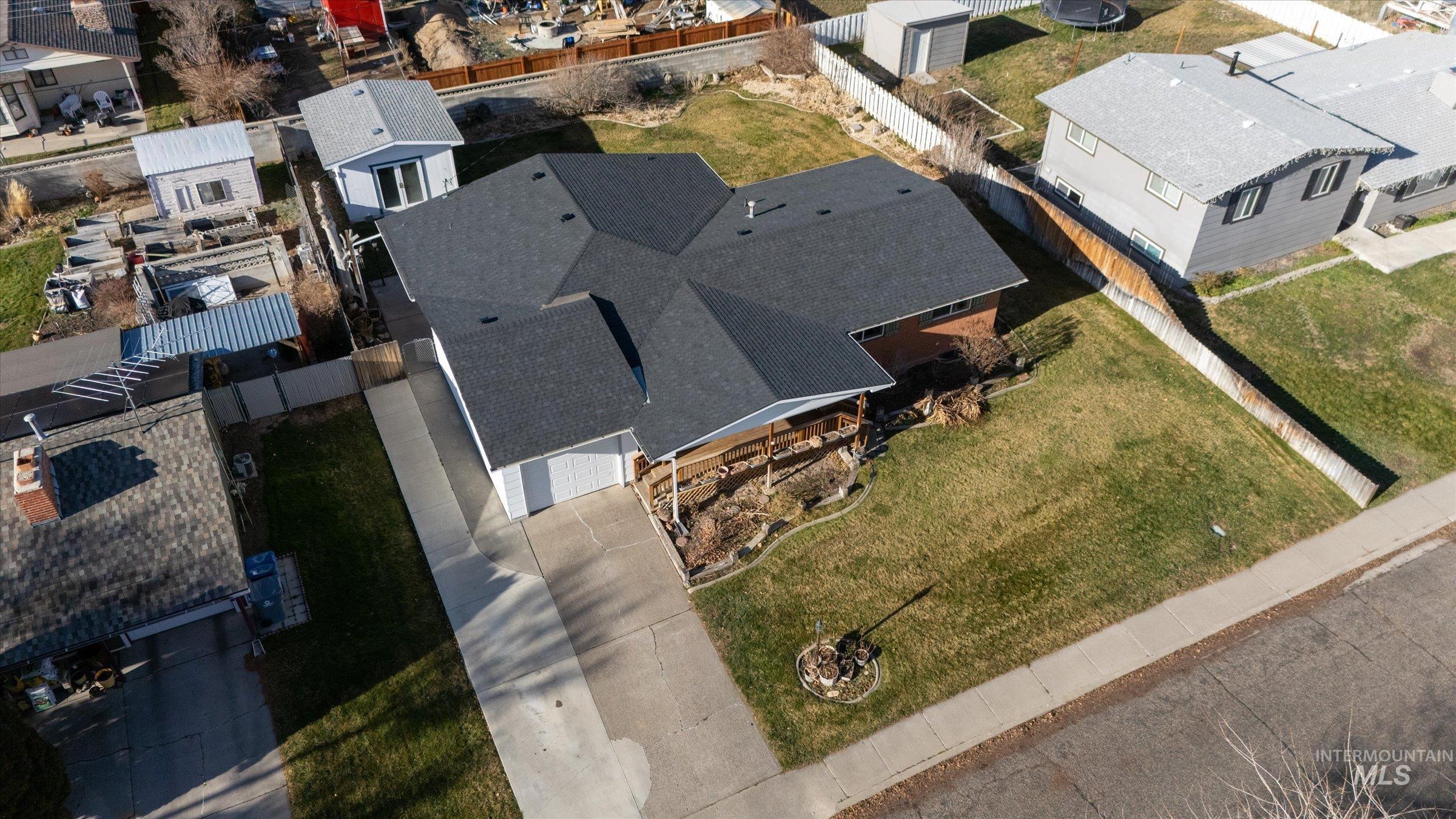 1795 N 7th East, Mountain Home, Idaho 83647, 5 Bedrooms, 2 Bathrooms, Residential For Sale, Price $395,000,MLS 98970215