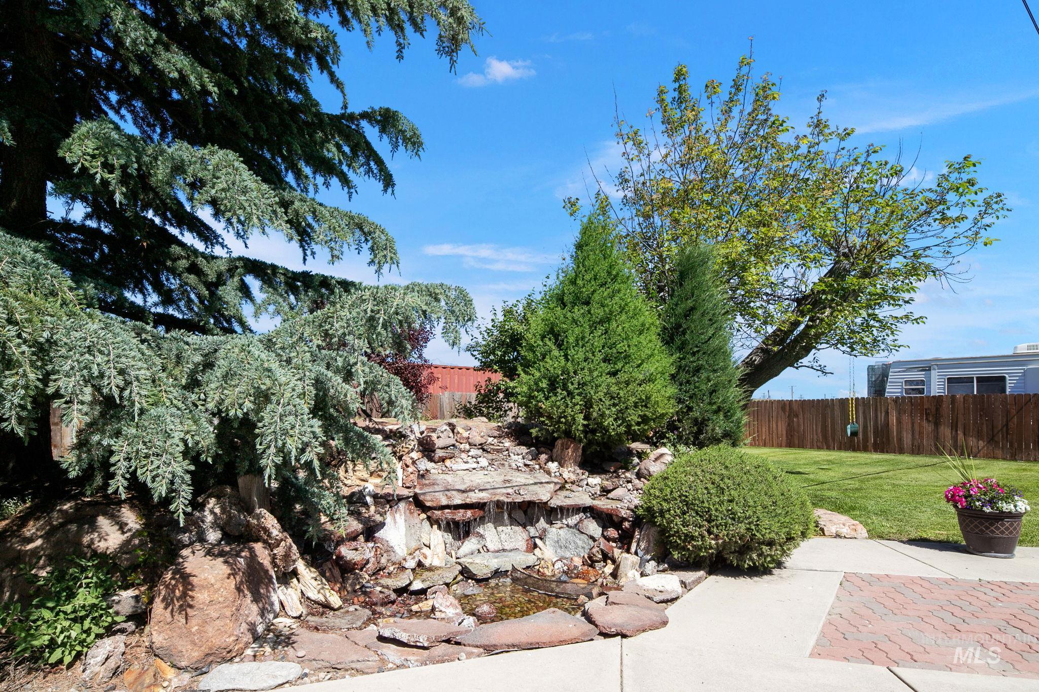 1917 Arthur, Caldwell, Idaho 83605, 5 Bedrooms, Business/Commercial For Sale, Price $649,900,MLS 98970238