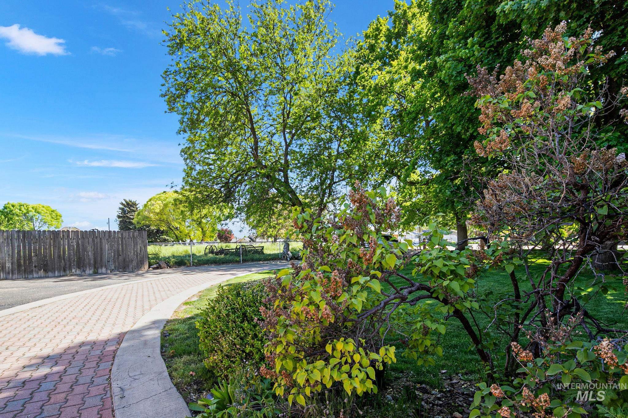 1917 Arthur, Caldwell, Idaho 83605, 5 Bedrooms, Business/Commercial For Sale, Price $649,900,MLS 98970238