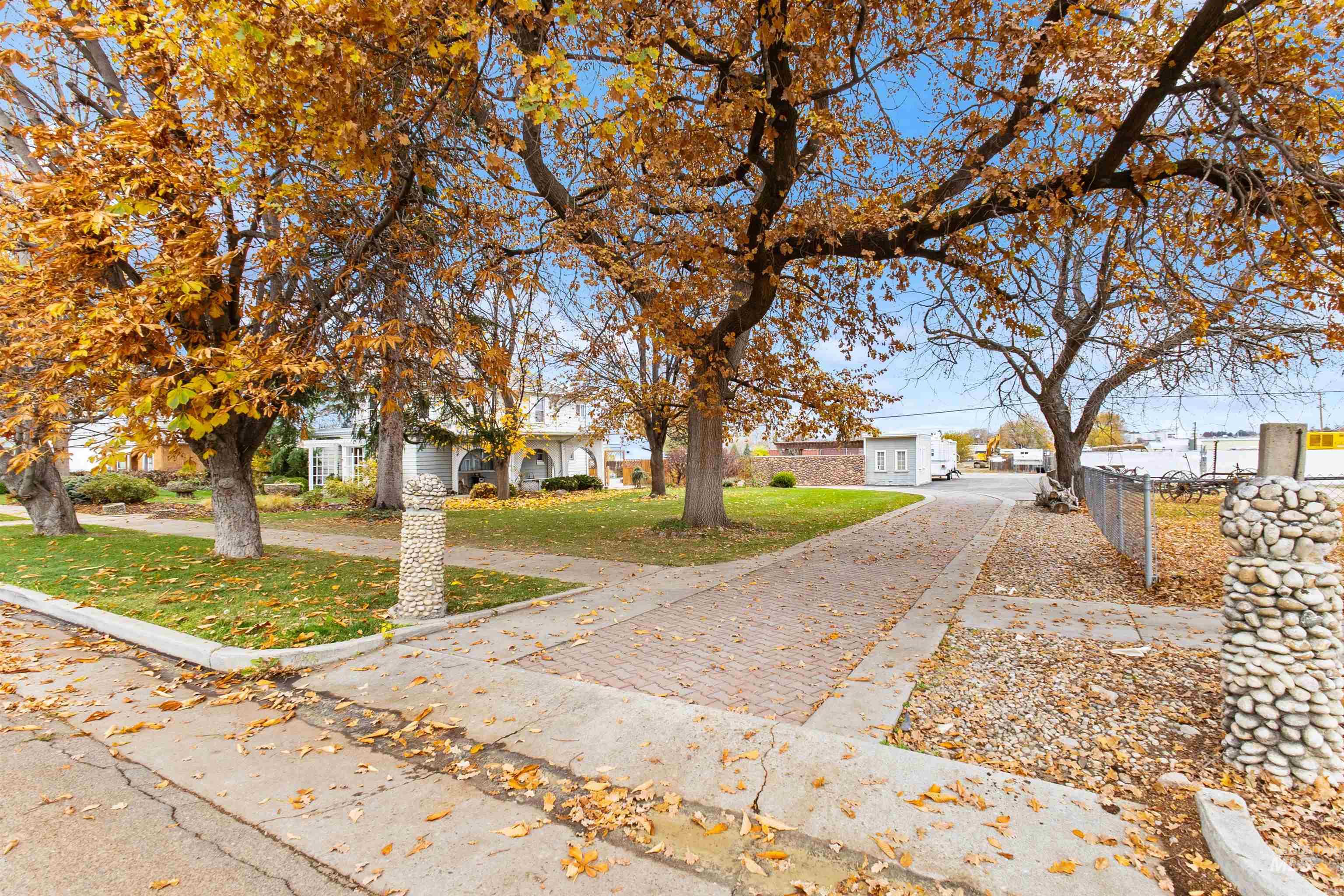 1917 Arthur, Caldwell, Idaho 83605, 5 Bedrooms, Business/Commercial For Sale, Price $749,900, 98970238