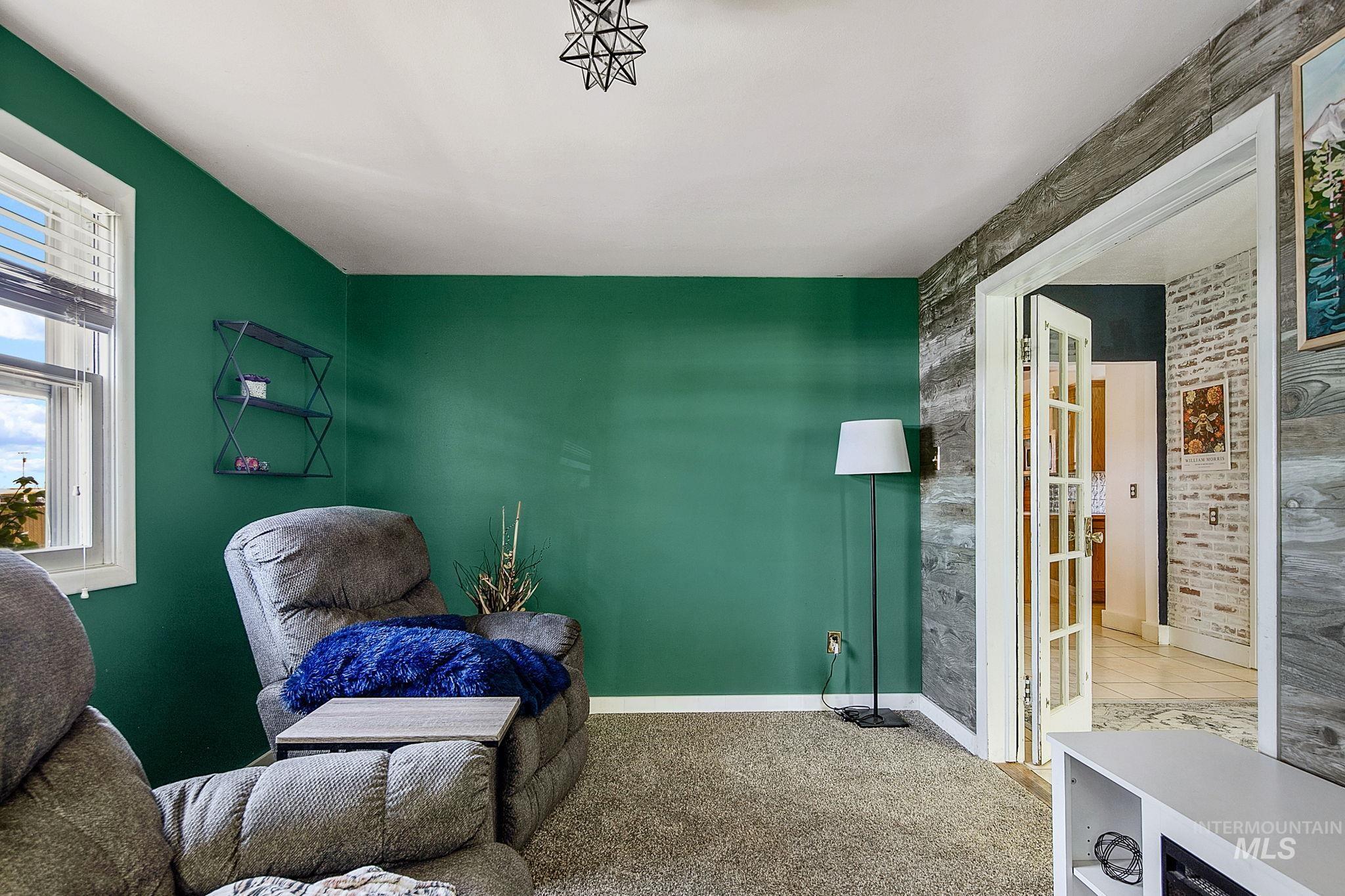 1917 Arthur, Caldwell, Idaho 83605, 5 Bedrooms, Business/Commercial For Sale, Price $649,900,MLS 98970238
