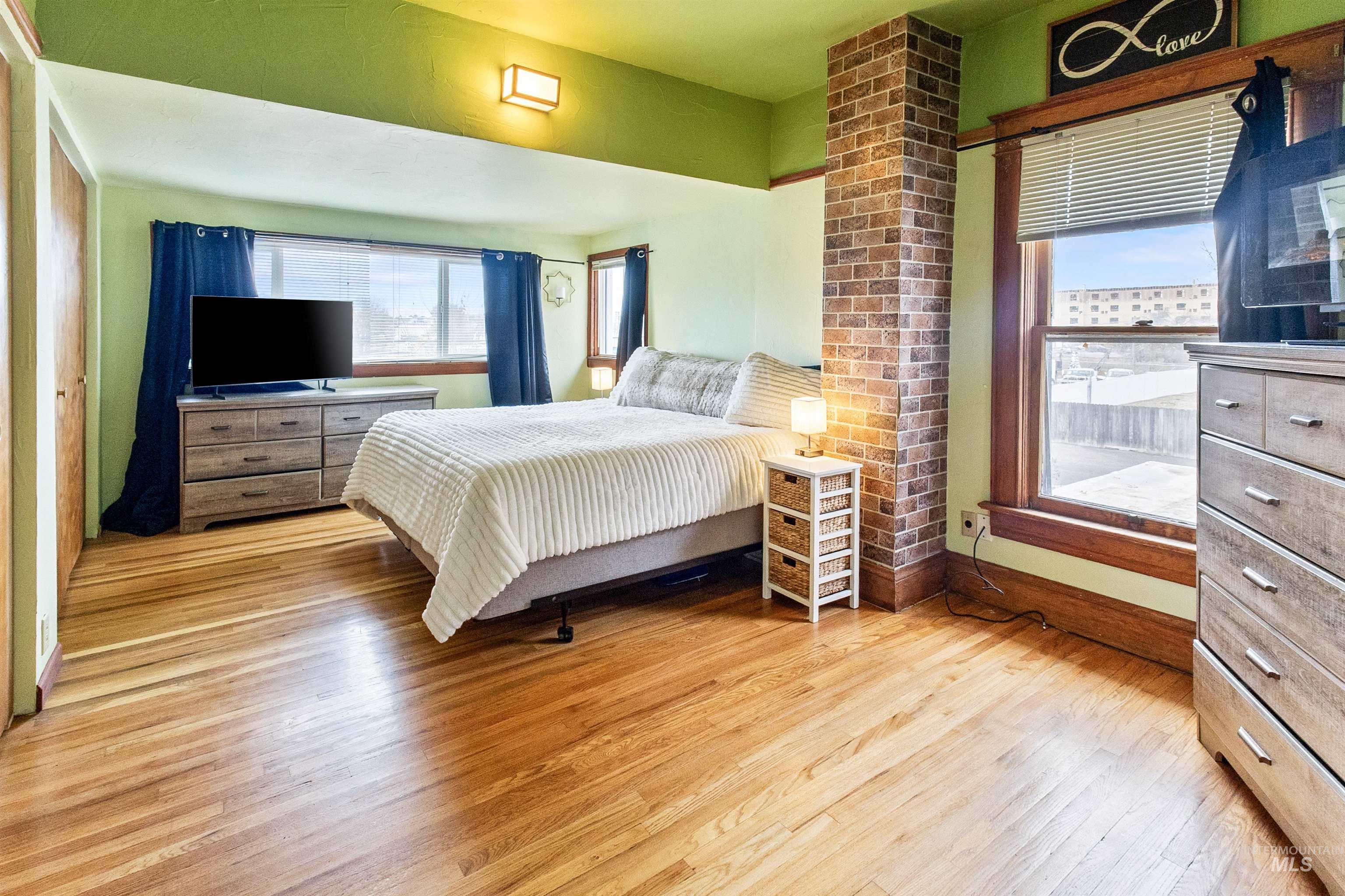 1917 Arthur, Caldwell, Idaho 83605, 5 Bedrooms, Business/Commercial For Sale, Price $749,900, 98970238