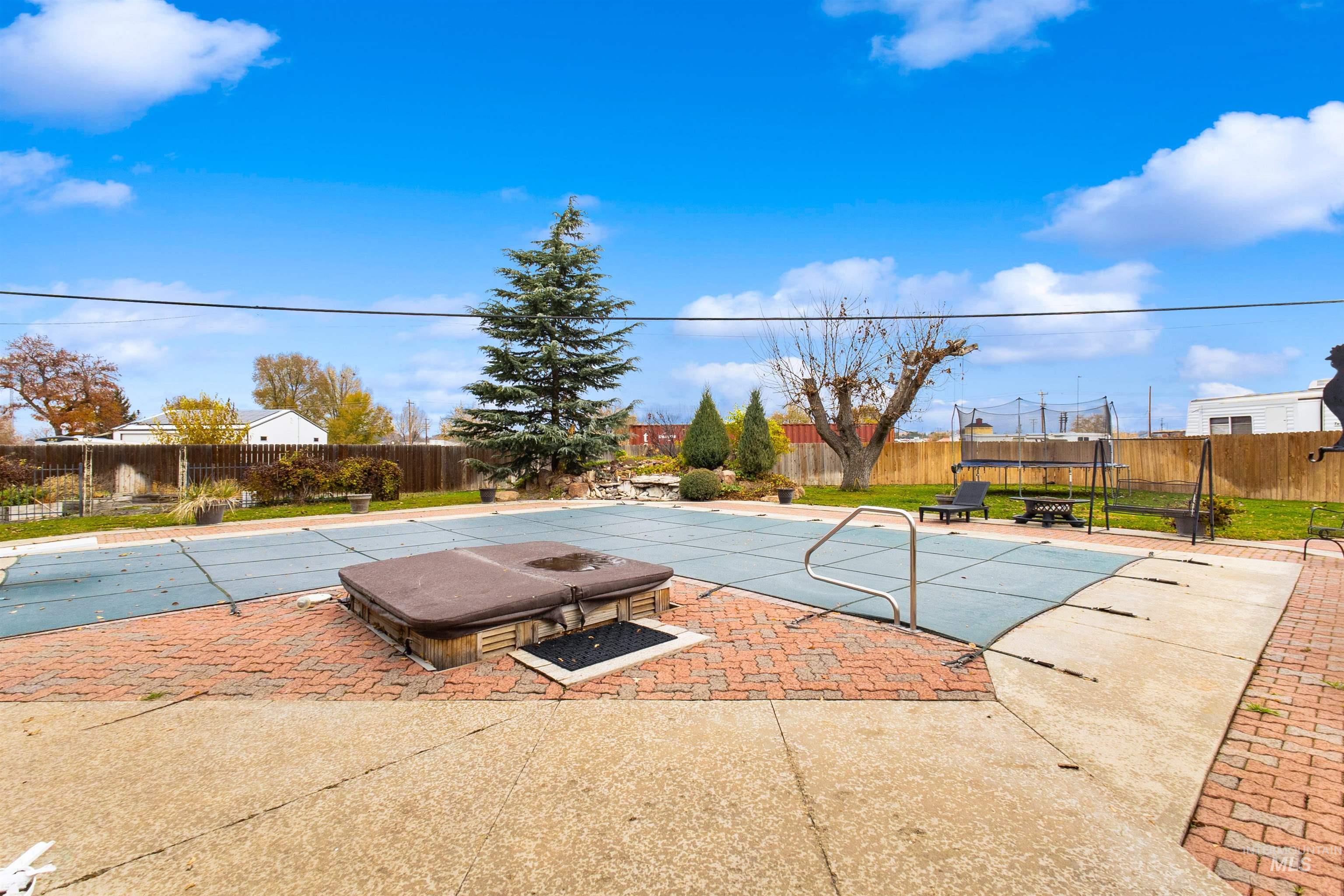 1917 Arthur, Caldwell, Idaho 83605, 5 Bedrooms, Business/Commercial For Sale, Price $749,900, 98970238