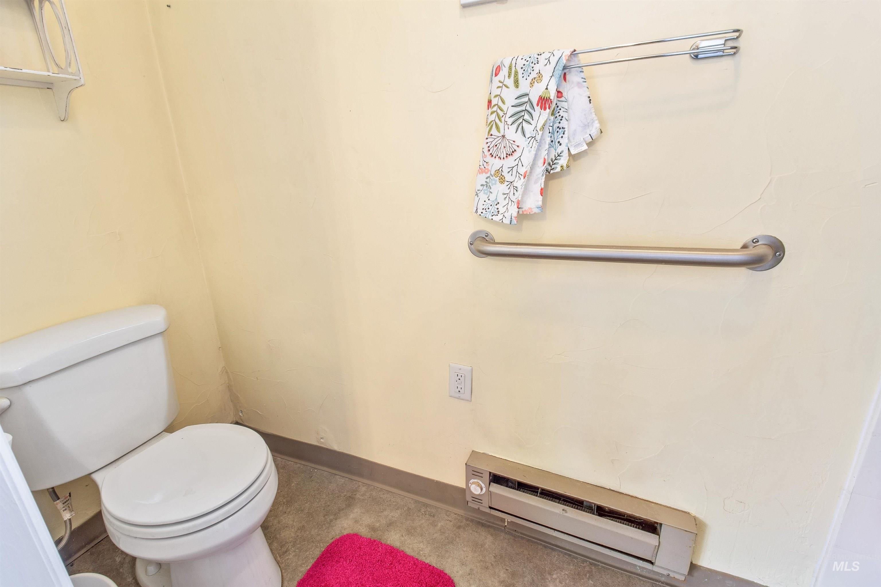 1917 Arthur, Caldwell, Idaho 83605, 5 Bedrooms, Business/Commercial For Sale, Price $749,900, 98970238