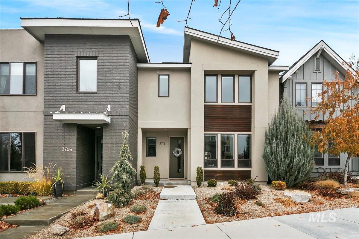 3714 E Parkcenter, Boise, Idaho 83716, 3 Bedrooms, 2.5 Bathrooms, Rental For Rent, Price $3,750, 98970241