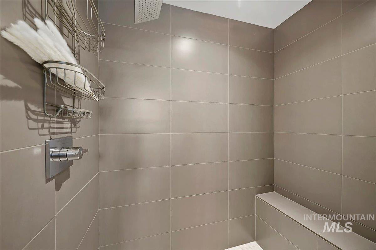 3714 E Parkcenter, Boise, Idaho 83716, 3 Bedrooms, 2.5 Bathrooms, Rental For Rent, Price $3,750, 98970241