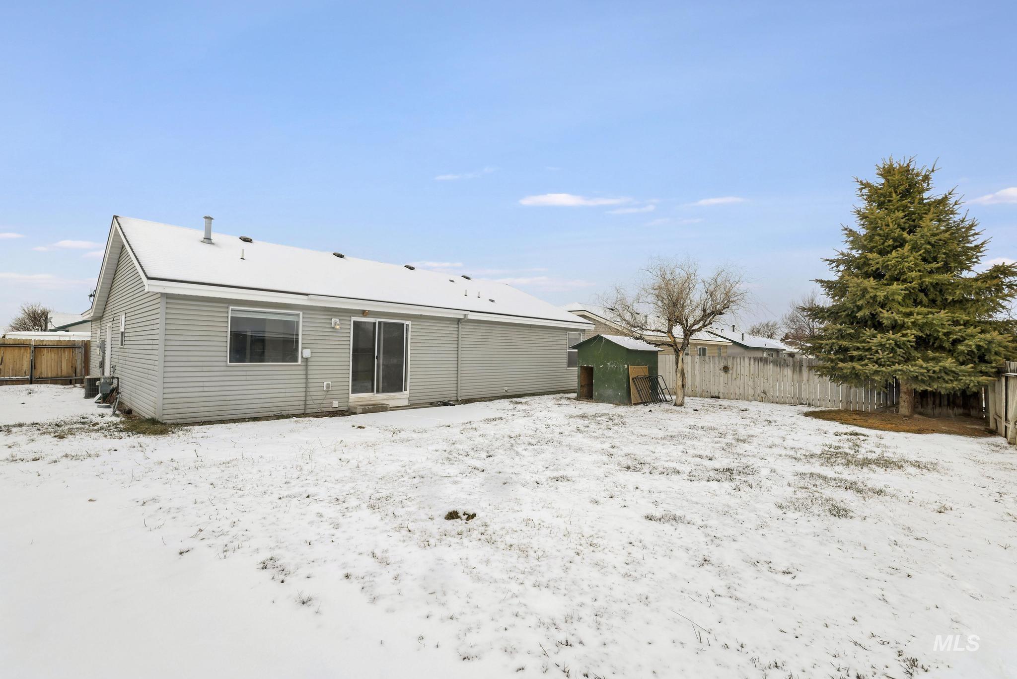 1457 Wrangler Street, Twin Falls, Idaho 83301, 3 Bedrooms, 2 Bathrooms, Residential For Sale, Price $339,900,MLS 98970247