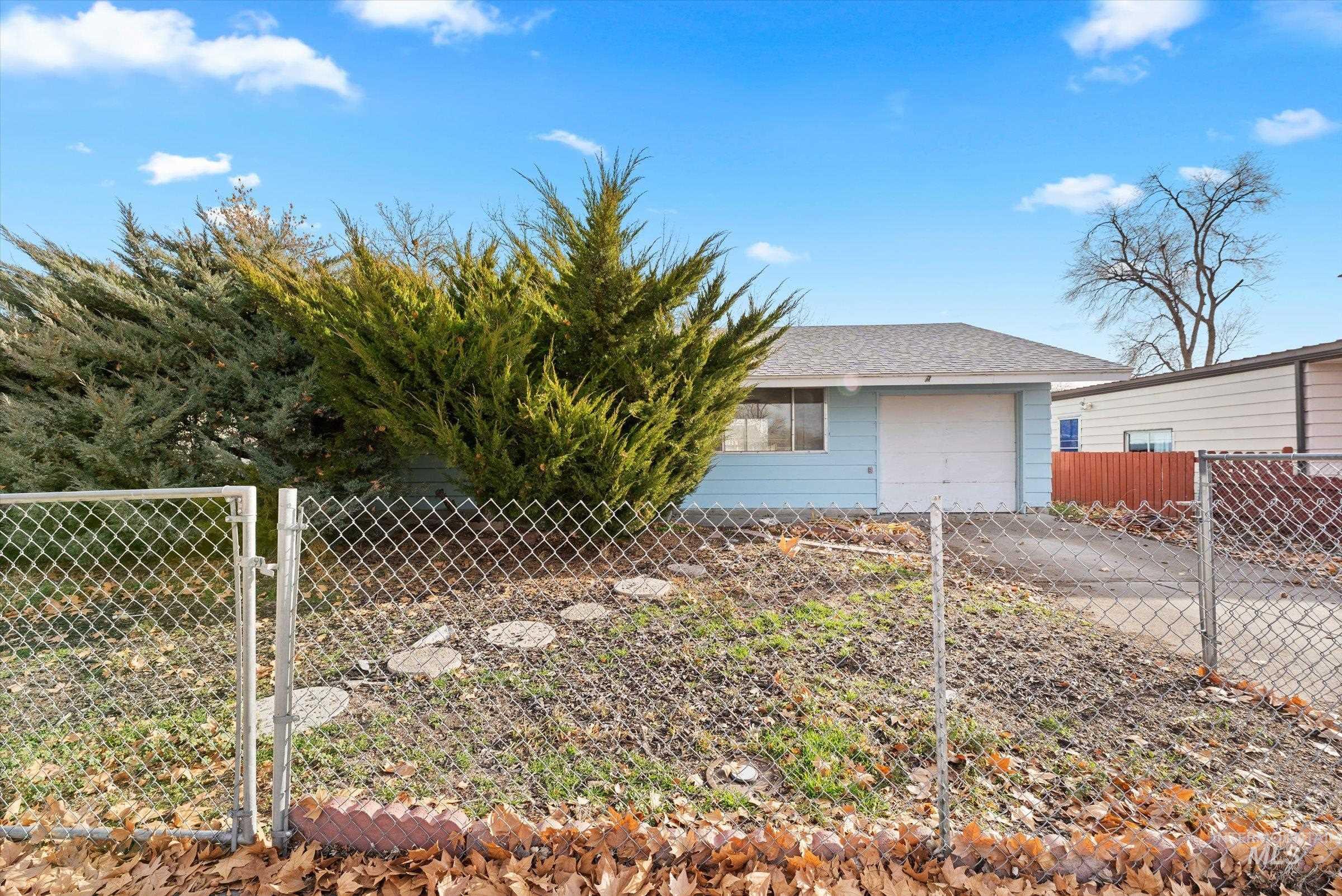 775 S 13th East, Mountain Home, Idaho 83647, 3 Bedrooms, 1 Bathroom, Residential For Sale, Price $240,000, 98970250