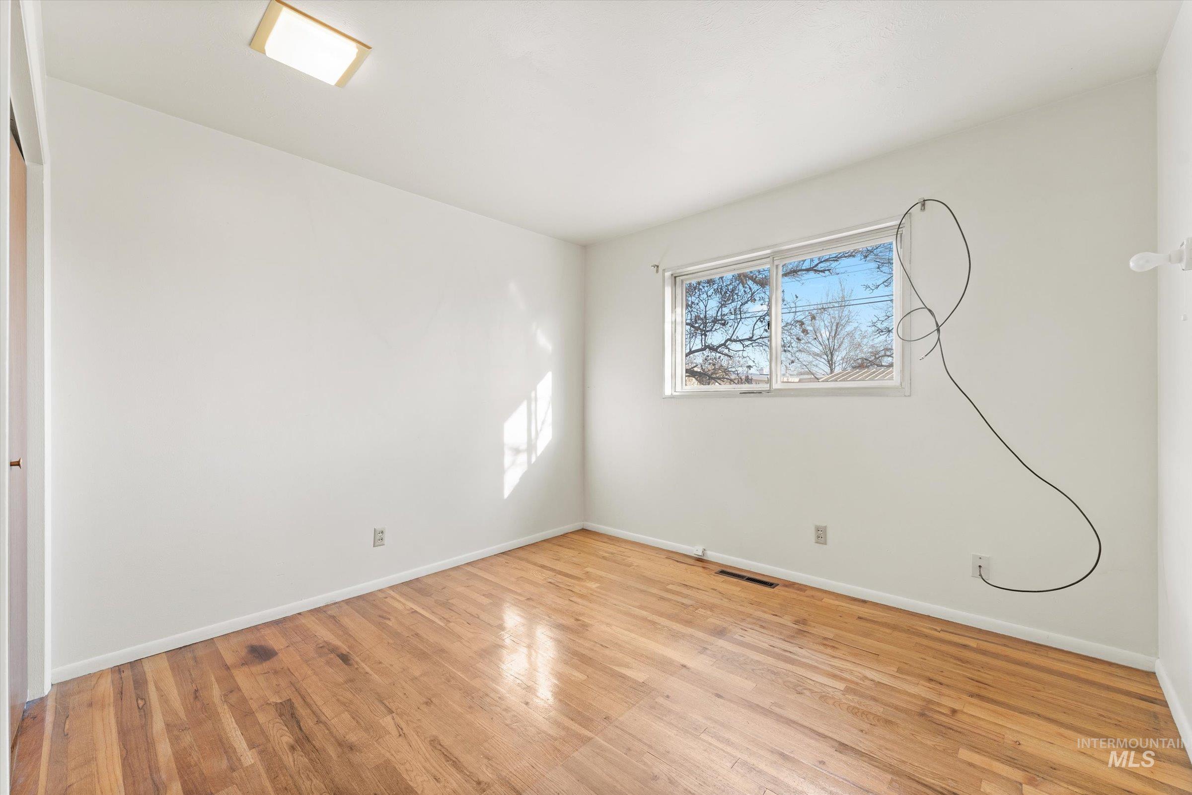 775 S 13th East, Mountain Home, Idaho 83647, 3 Bedrooms, 1 Bathroom, Residential For Sale, Price $240,000, 98970250