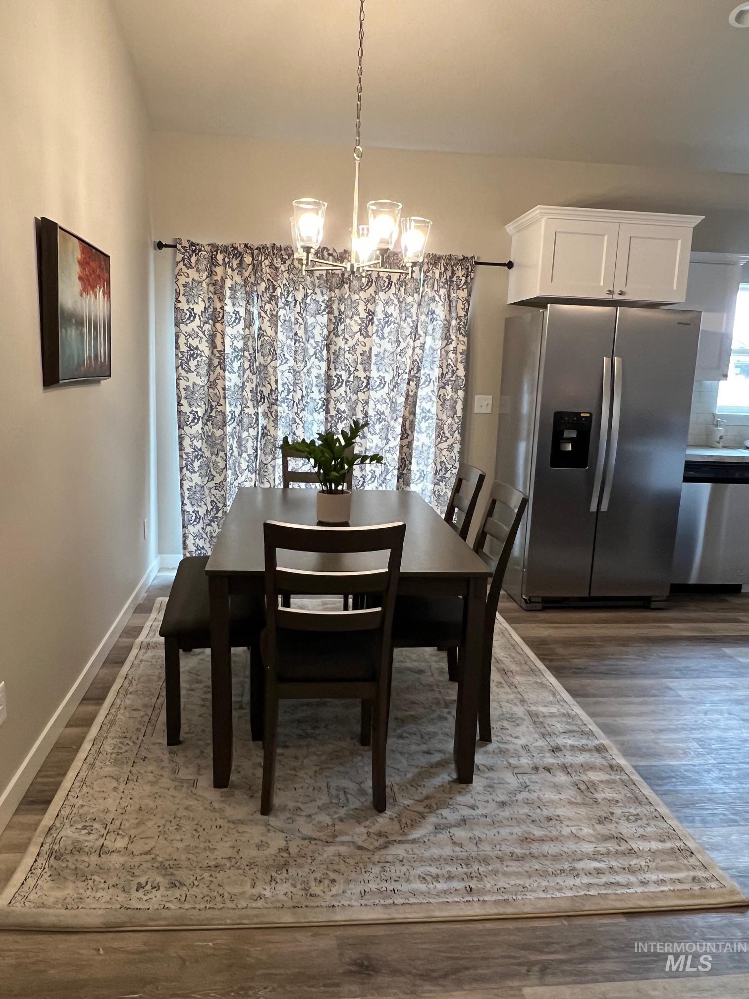 720 Shadowleaf Ave, Twin Falls, Idaho 83301-2925, 3 Bedrooms, 2 Bathrooms, Residential Income For Sale, Price $689,900, 98970254