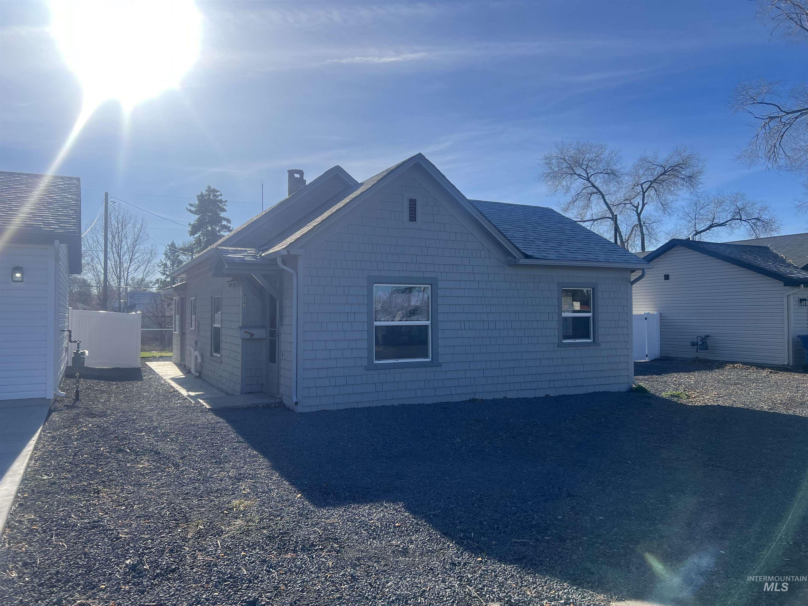 View of home's exterior