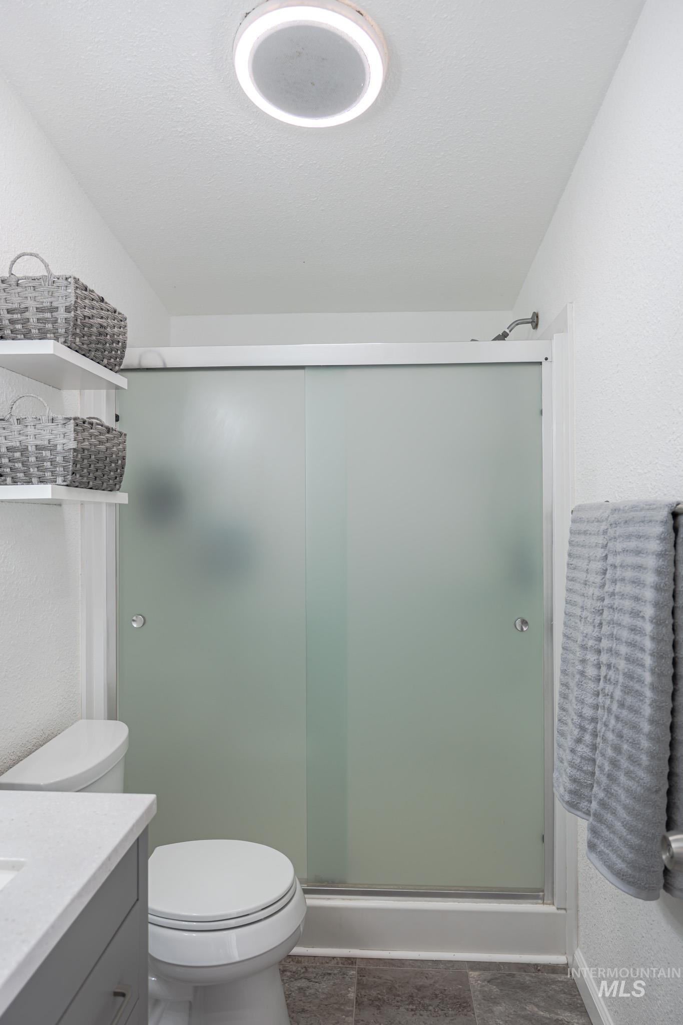 1207 Erlebach Way, Ontario, Oregon 97914, 3 Bedrooms, 2 Bathrooms, Residential For Sale, Price $325,000,MLS 98970263