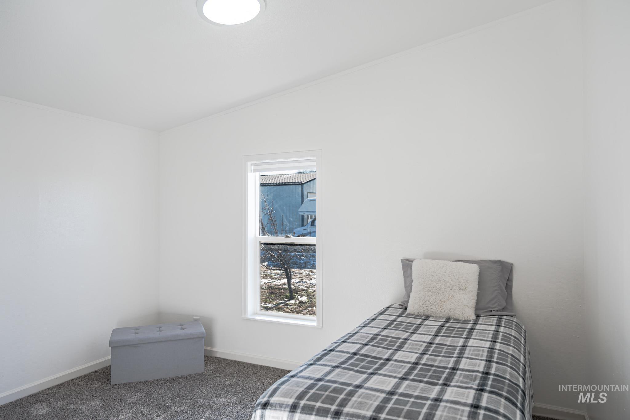 1207 Erlebach Way, Ontario, Oregon 97914, 3 Bedrooms, 2 Bathrooms, Residential For Sale, Price $325,000,MLS 98970263