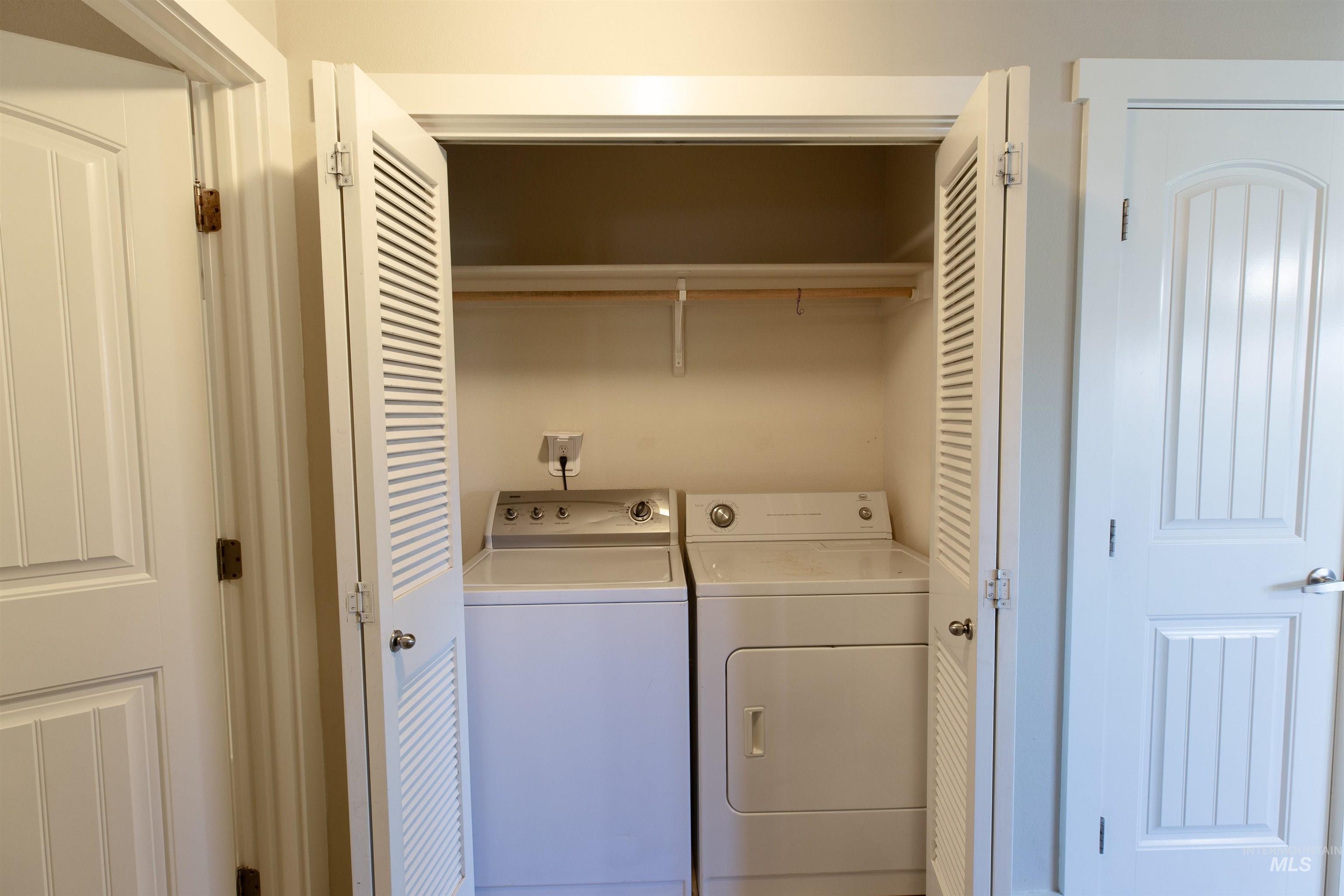 11073 W Garverdale Ln #103, Boise, Idaho 83713, 2 Bedrooms, 2 Bathrooms, Residential For Sale, Price $279,900, 98970265