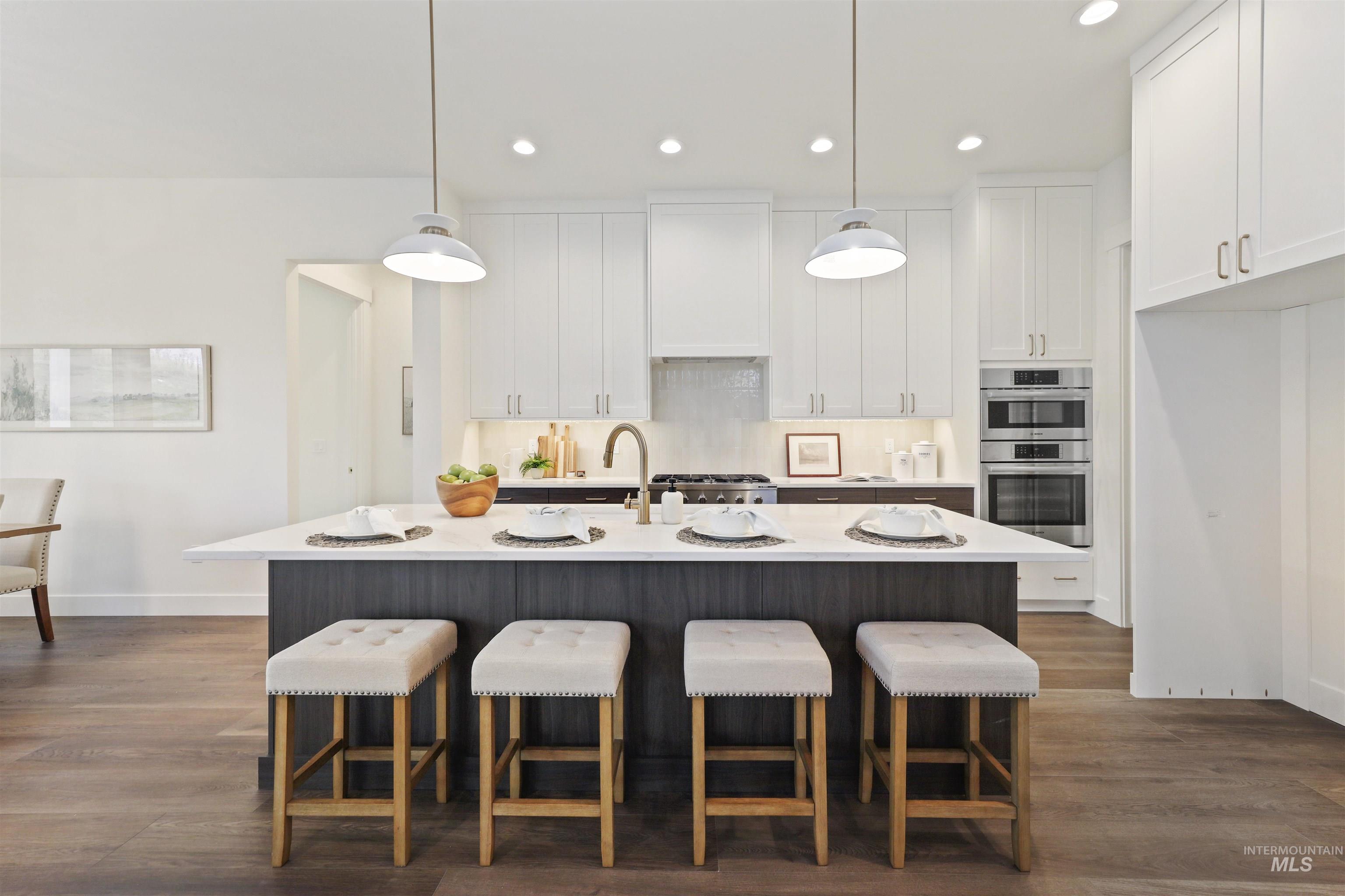 5394 W Haughburn Dr, Eagle, Idaho 83616, 3 Bedrooms, 2.5 Bathrooms, Residential For Sale, Price $929,000, 98970267