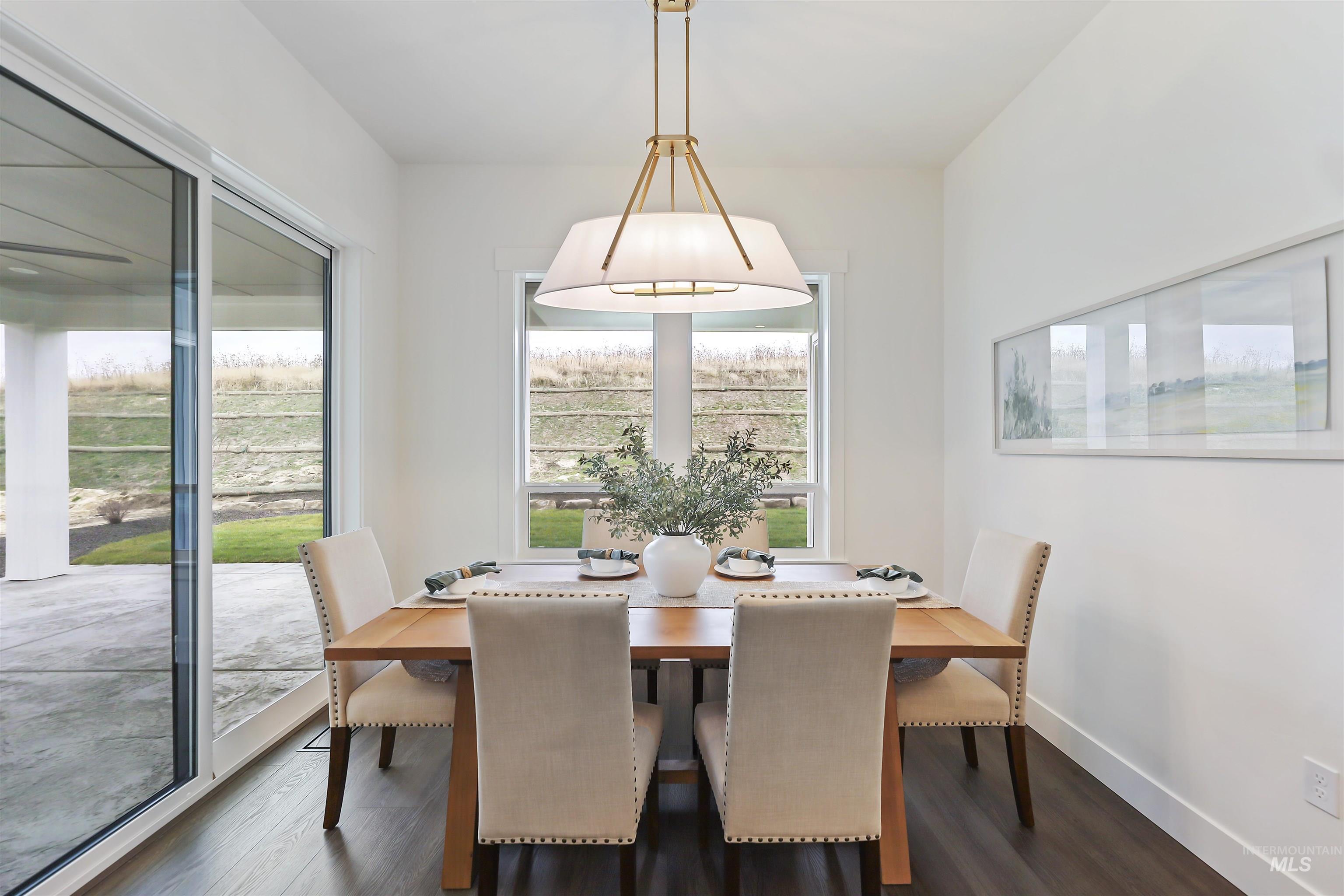 5394 W Haughburn Dr, Eagle, Idaho 83616, 3 Bedrooms, 2.5 Bathrooms, Residential For Sale, Price $929,000, 98970267