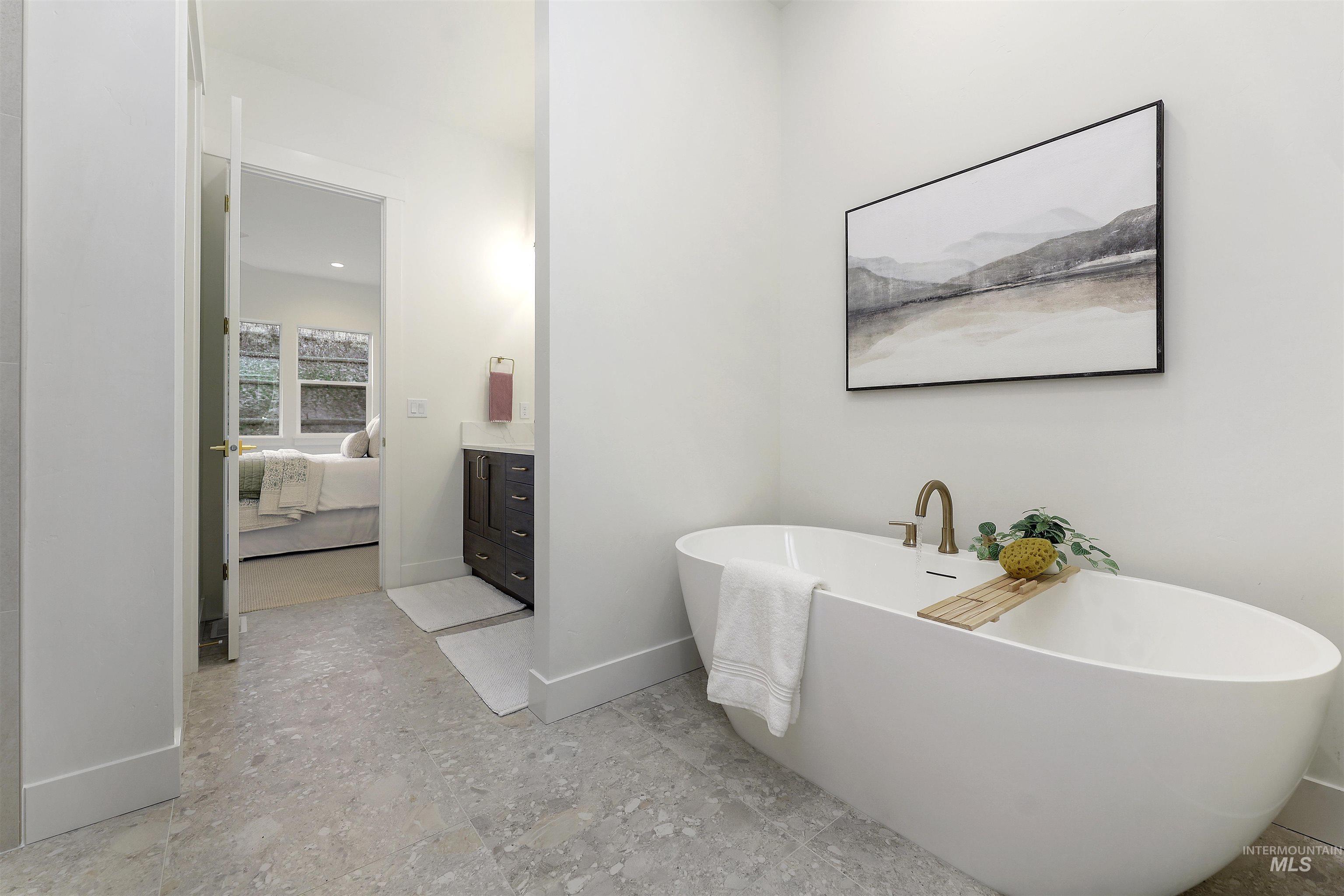 5394 W Haughburn Dr, Eagle, Idaho 83616, 3 Bedrooms, 2.5 Bathrooms, Residential For Sale, Price $929,000, 98970267