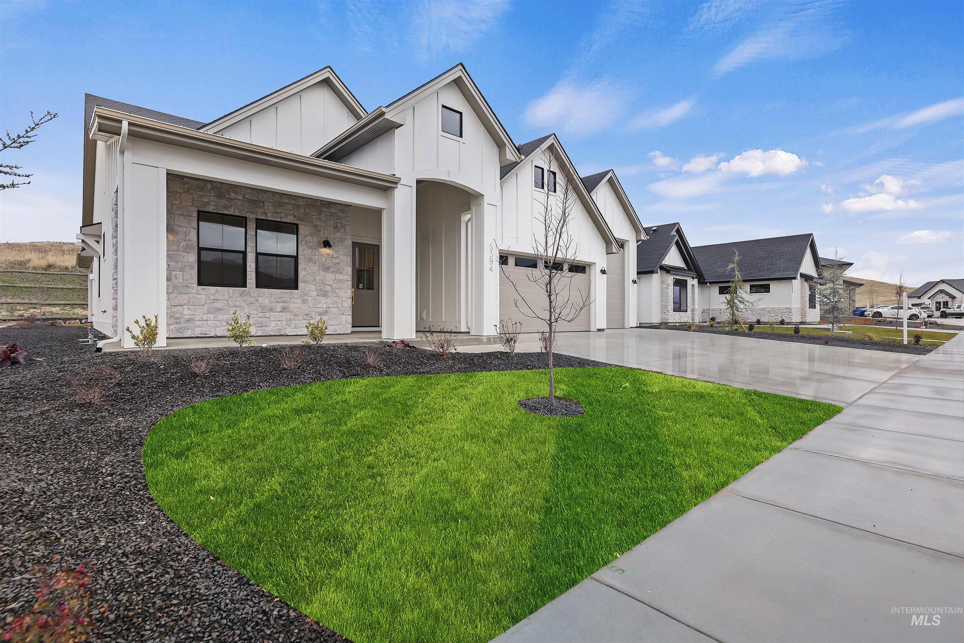 5394 W Haughburn Dr, Eagle, Idaho 83616, 3 Bedrooms, 2.5 Bathrooms, Residential For Sale, Price $849,000, 98970267
