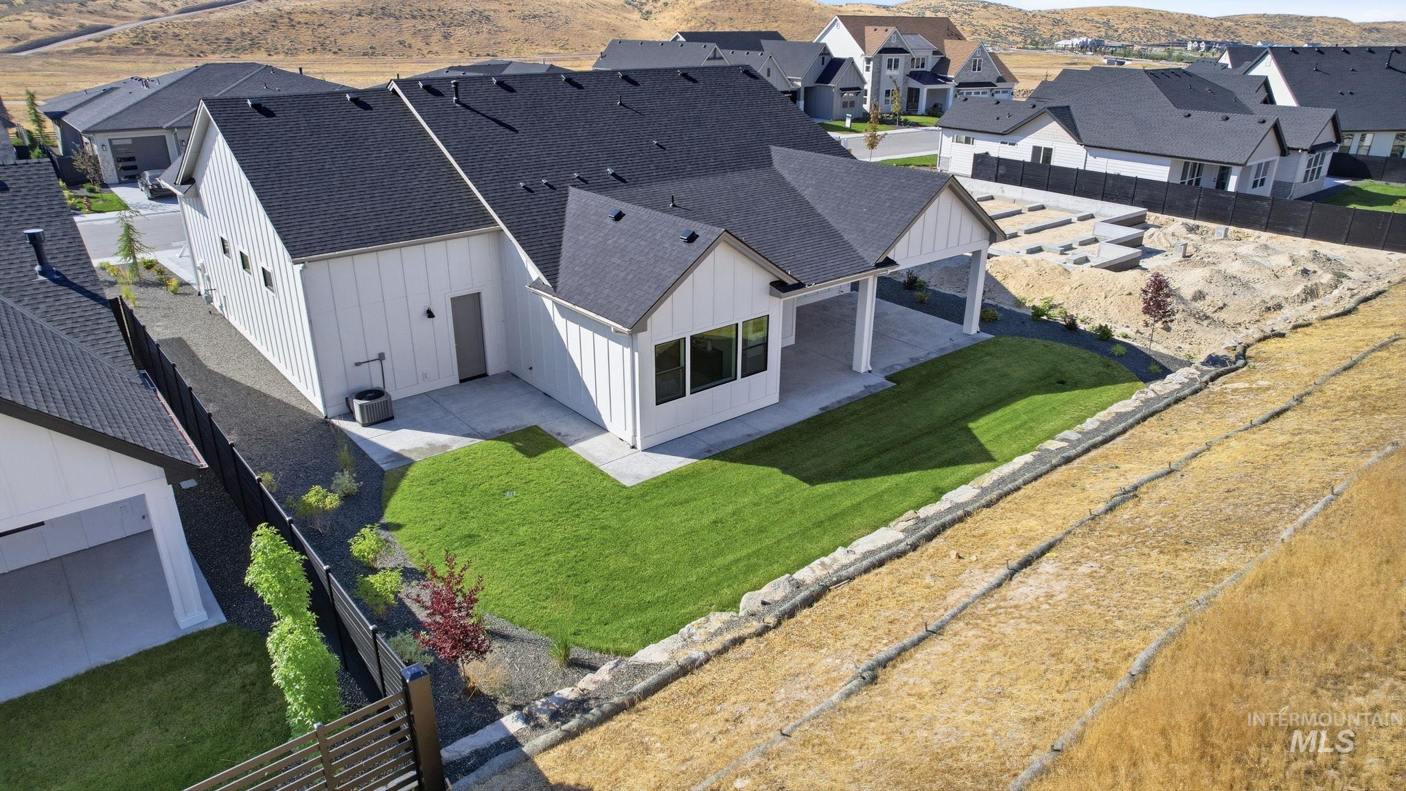 5394 W Haughburn Dr, Eagle, Idaho 83616, 3 Bedrooms, 2.5 Bathrooms, Residential For Sale, Price $849,000, 98970267