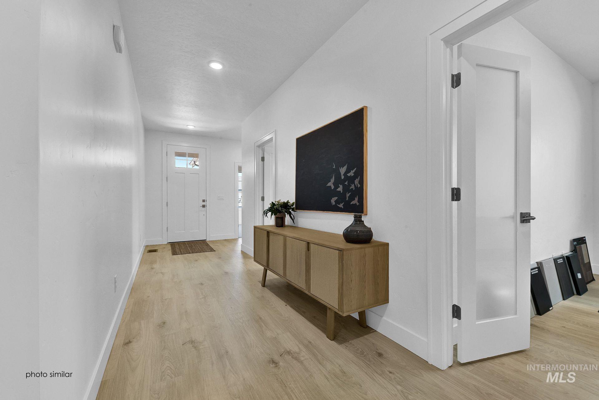 1770 N Green Pine Ln, Star, Idaho 83669, 4 Bedrooms, 2.5 Bathrooms, Residential For Sale, Price $574,900, 98970268