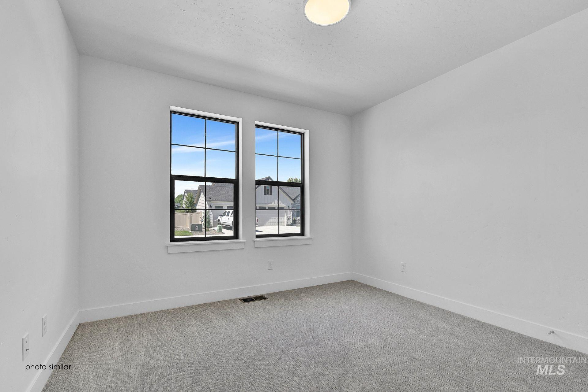 1770 N Green Pine Ln, Star, Idaho 83669, 4 Bedrooms, 2.5 Bathrooms, Residential For Sale, Price $574,900,MLS 98970268